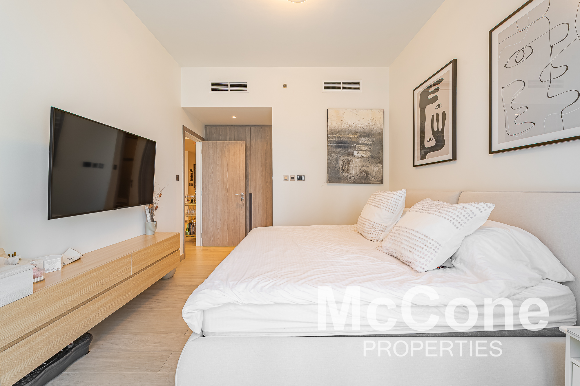 1 Bedroom Apartment for Rent in Me Do Re Tower, Jumeirah Lake Towers — photo 8 of 15
