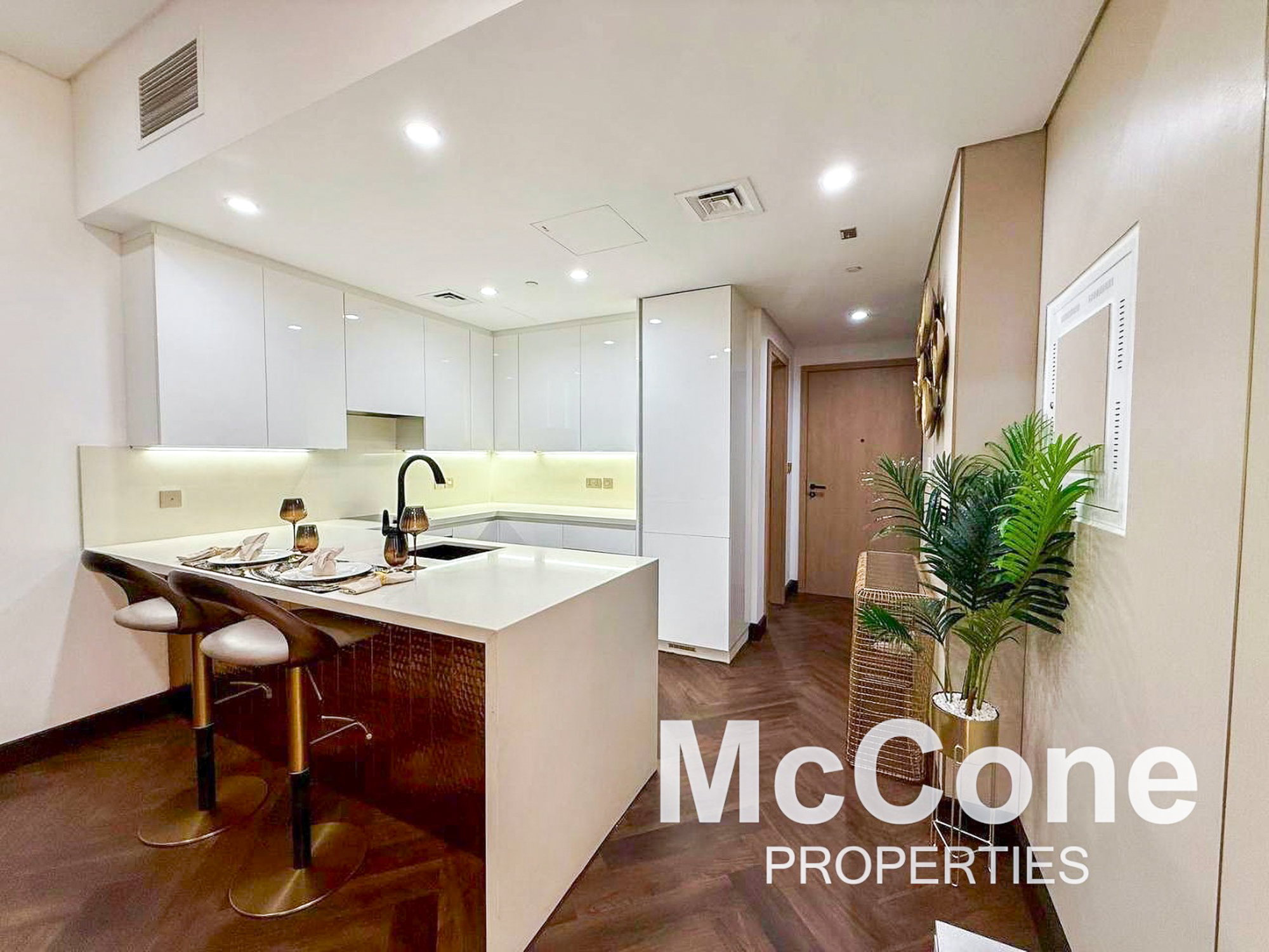 1 Bedroom Apartment for Rent in Marquise Square Tower, Business Bay — photo 3 of 17