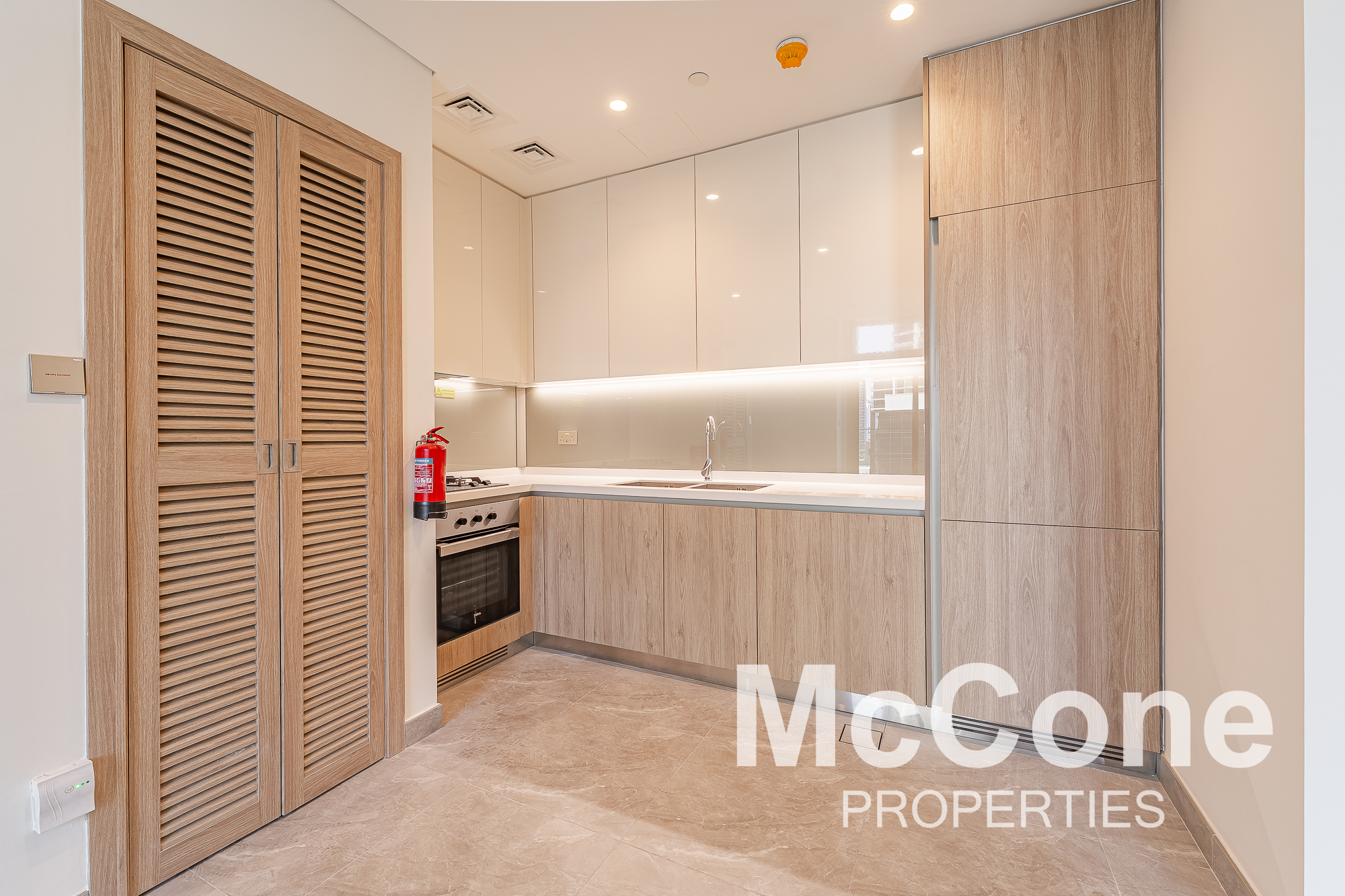 2 Bedroom Apartment for Rent in Peninsula Two, Business Bay — photo 4 of 16