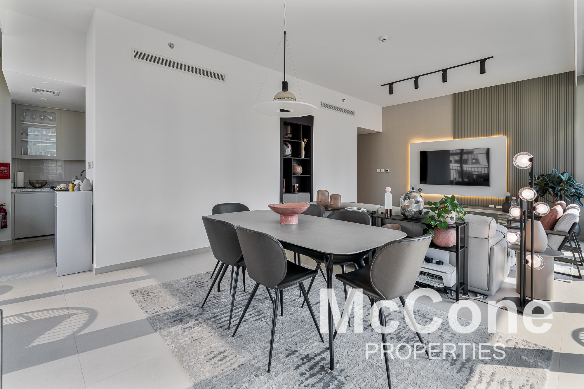 2 Bedroom Apartment for Rent in BLVD Heights Tower 1, Downtown Dubai — photo 4 of 22
