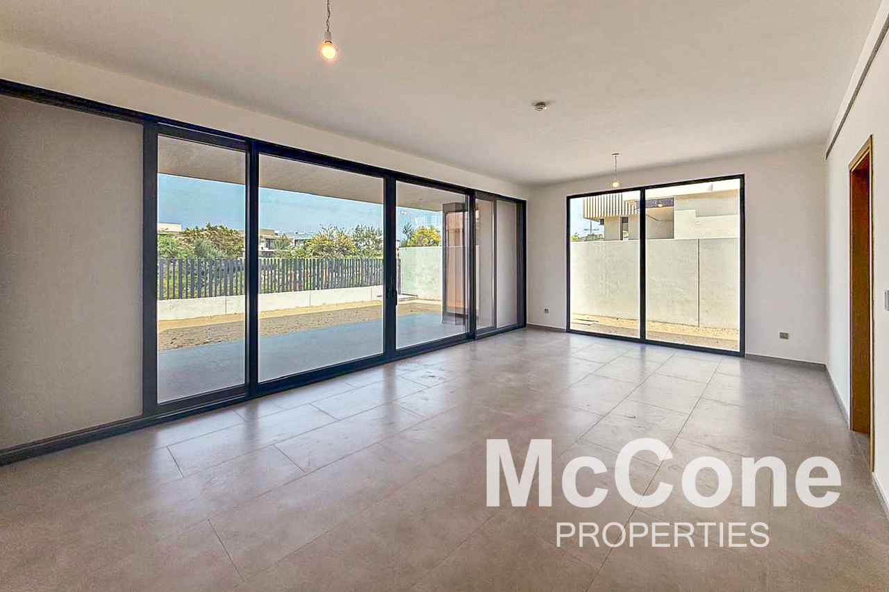 4 Bedroom Villa for Rent in Jebel Ali Village Villas, Jebel Ali — photo 2 of 27