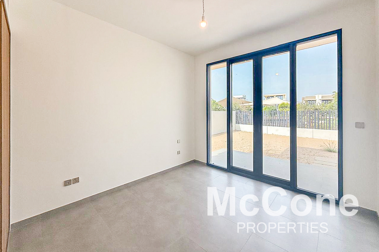 4 Bedroom Villa for Rent in Jebel Ali Village Villas, Jebel Ali — photo 8 of 27