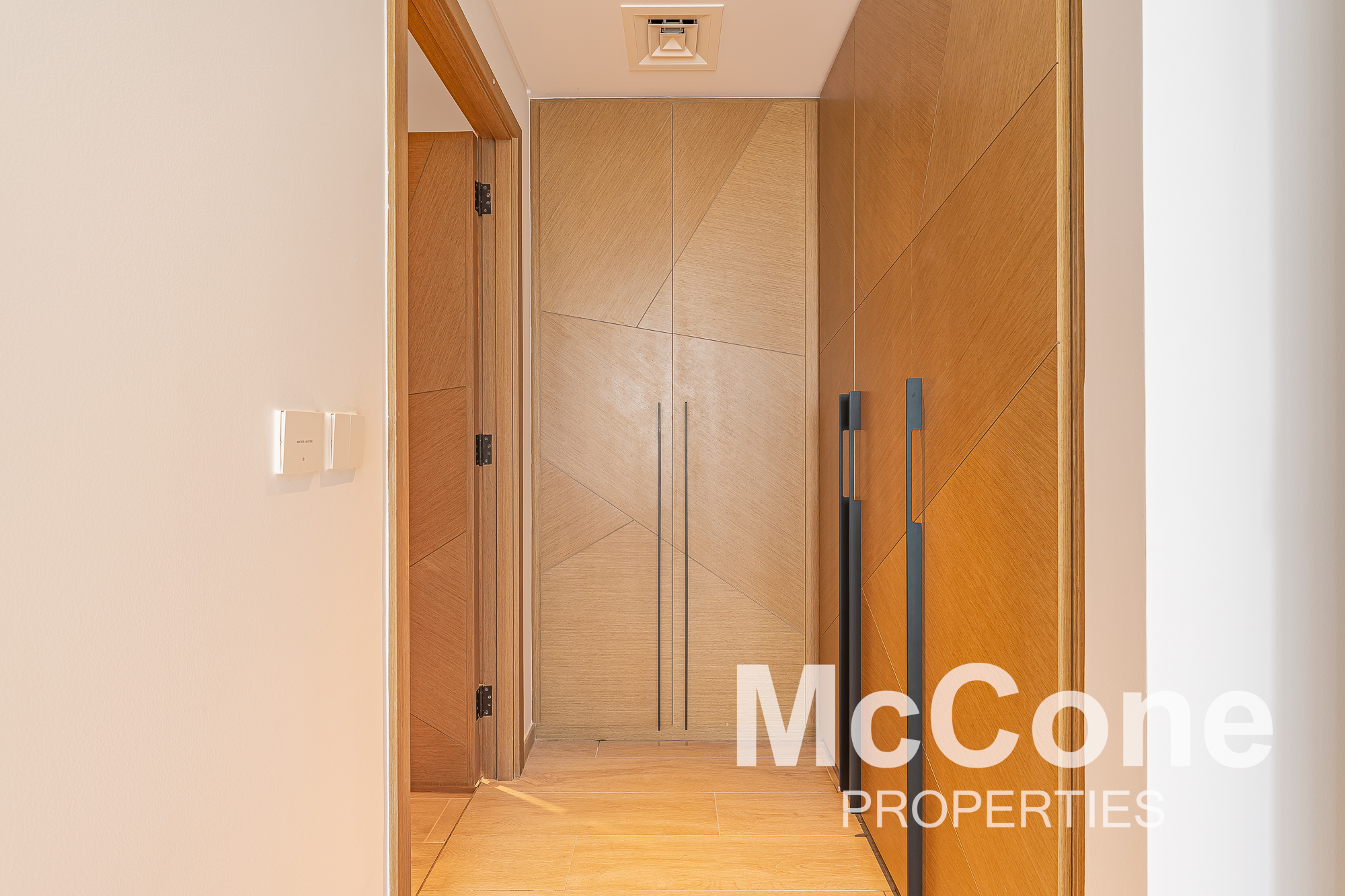 2 Bedroom Apartment for Rent in Palace Residences, Dubai Creek Harbour (The Lagoons) — photograph 11 of 18