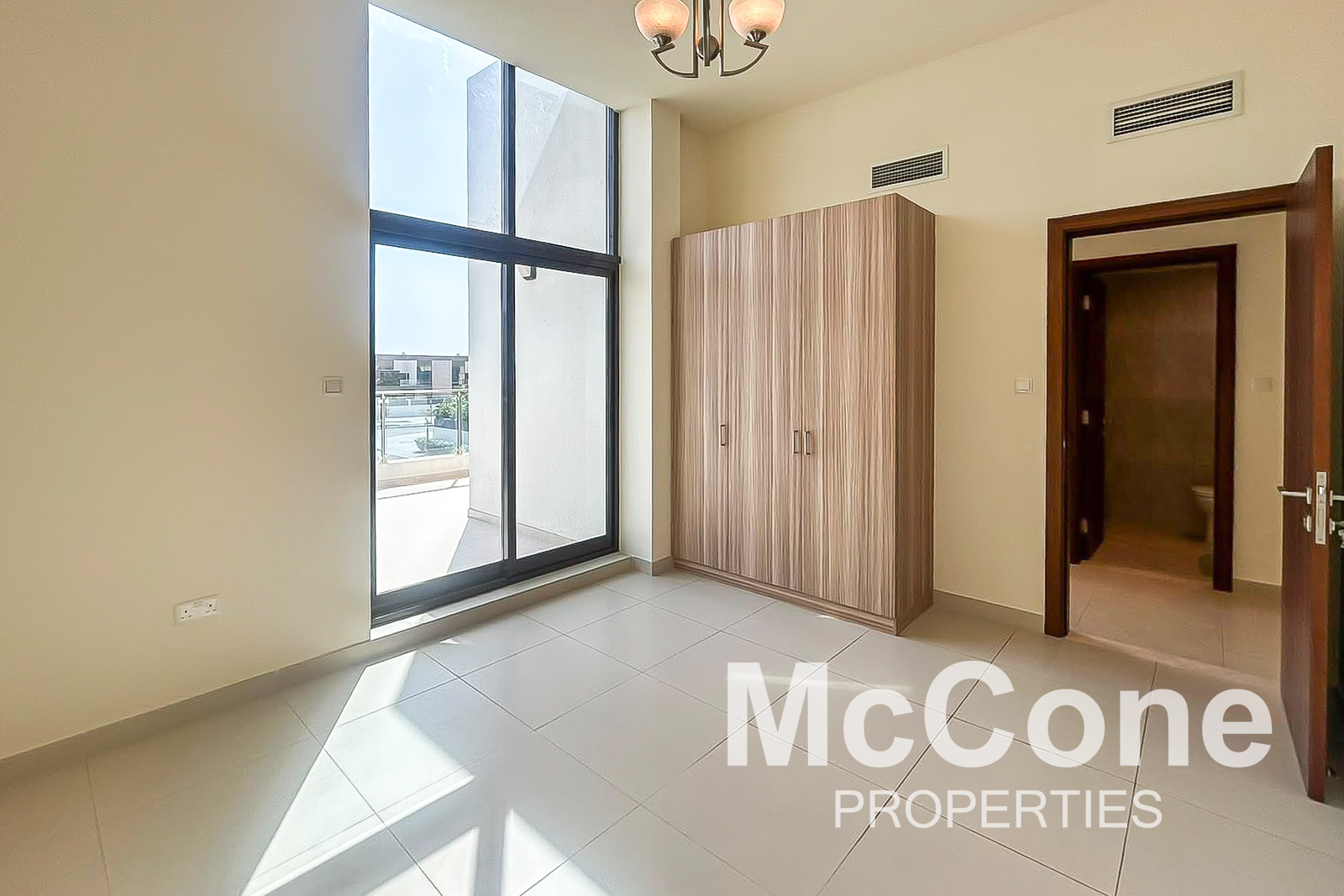 4 Bedroom Villa for Rent in Elie Saab Vie at the Fields, Mohammed Bin Rashid City — photo 9 of 29
