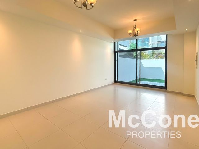 4 Bedroom Villa for Rent in Elie Saab Vie at the Fields, Mohammed Bin Rashid City