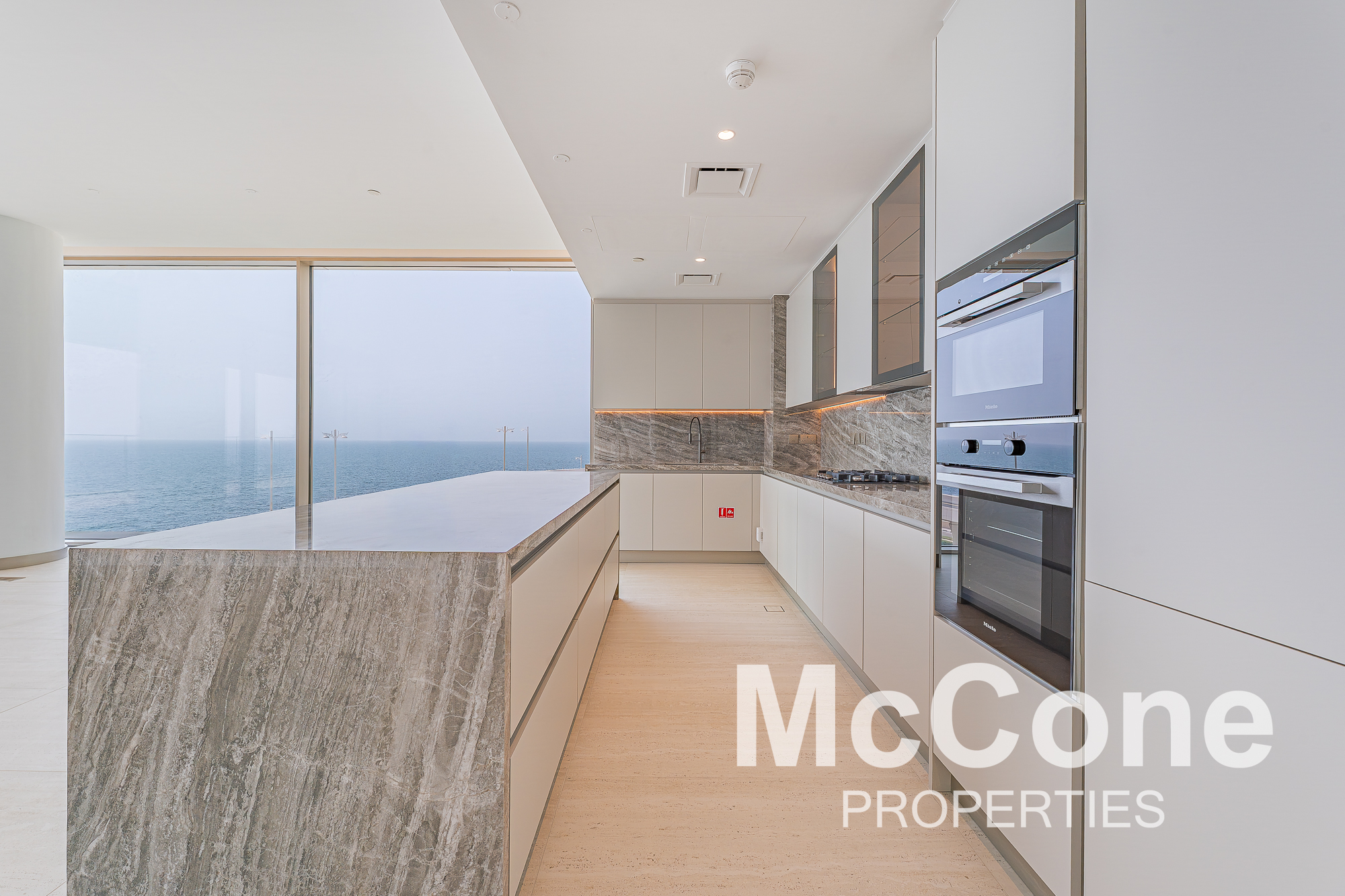 3 Bedroom Apartment for Rent in Serenia Living Tower 2, Palm Jumeirah — photo 3 of 27
