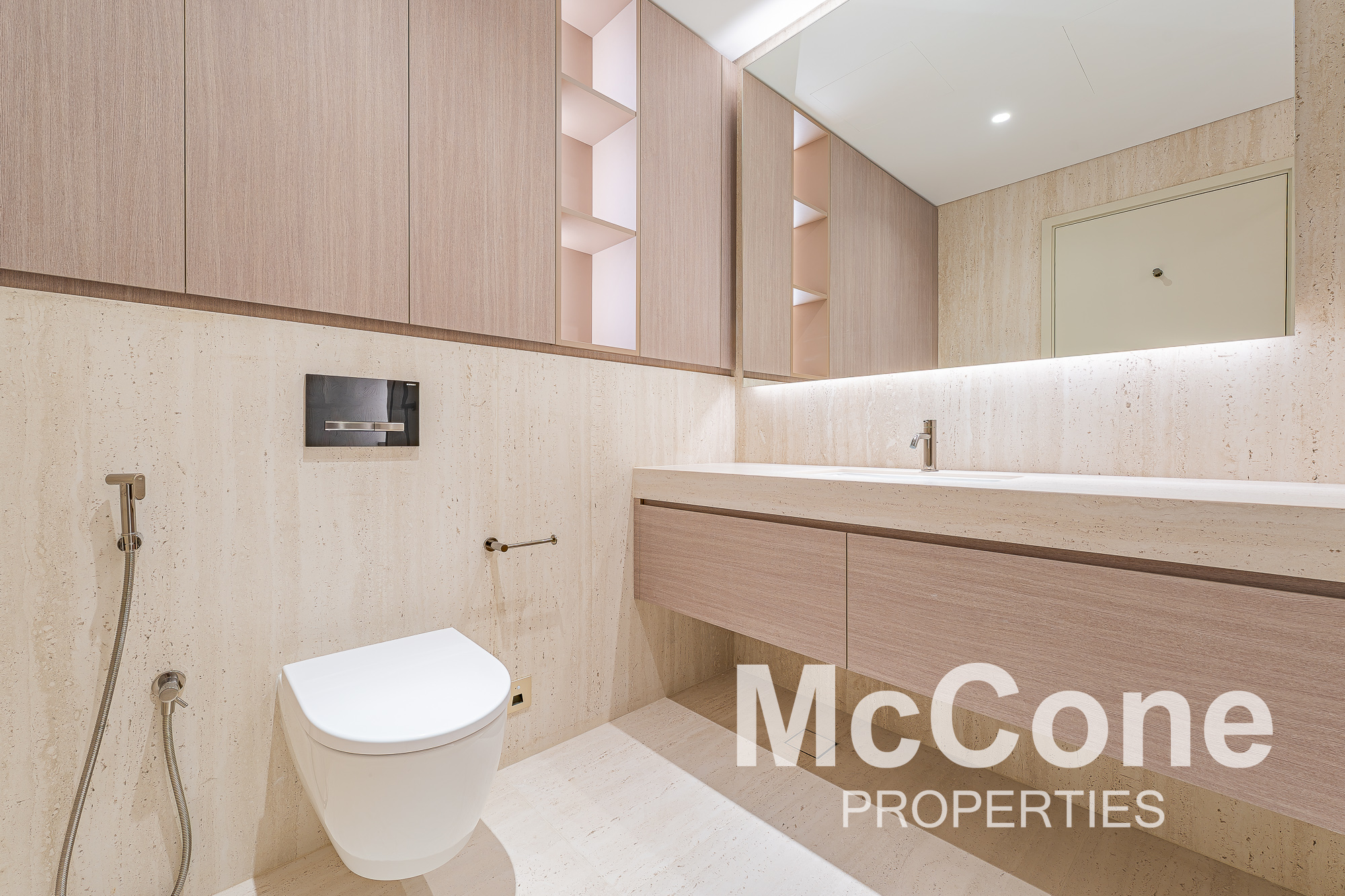 3 Bedroom Apartment for Rent in Serenia Living Tower 2, Palm Jumeirah — photograph 15 of 27