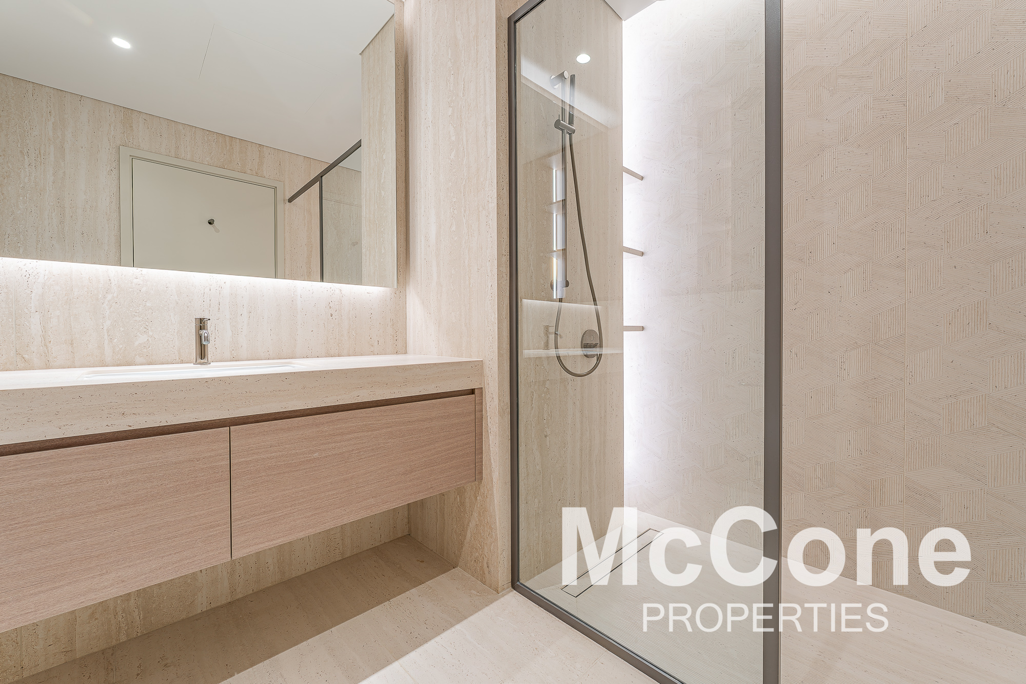 3 Bedroom Apartment for Rent in Serenia Living Tower 2, Palm Jumeirah — photograph 16 of 27
