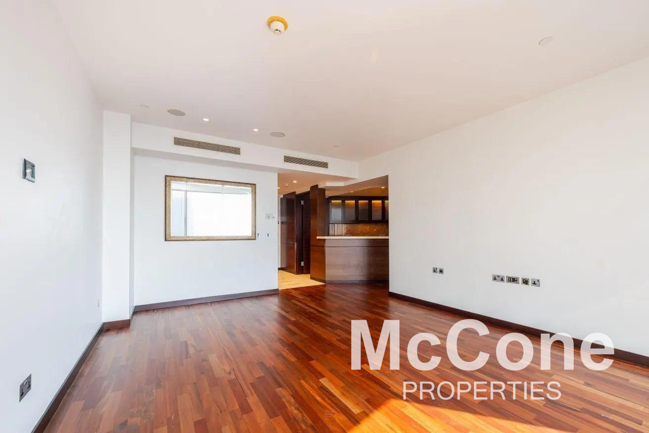 1 Bedroom Apartment for Rent in Burj Khalifa, Downtown Dubai — photo 2 of 15