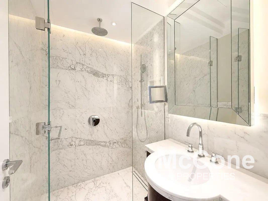 4 Bedroom Apartment for Rent in Kempinski BLVD, Downtown Dubai — photograph 16 of 18