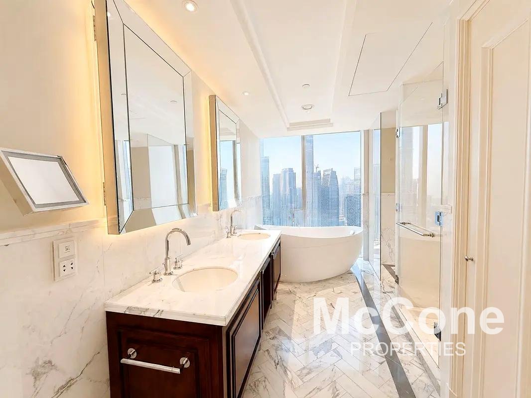 4 Bedroom Apartment for Rent in Kempinski BLVD, Downtown Dubai — photograph 14 of 18