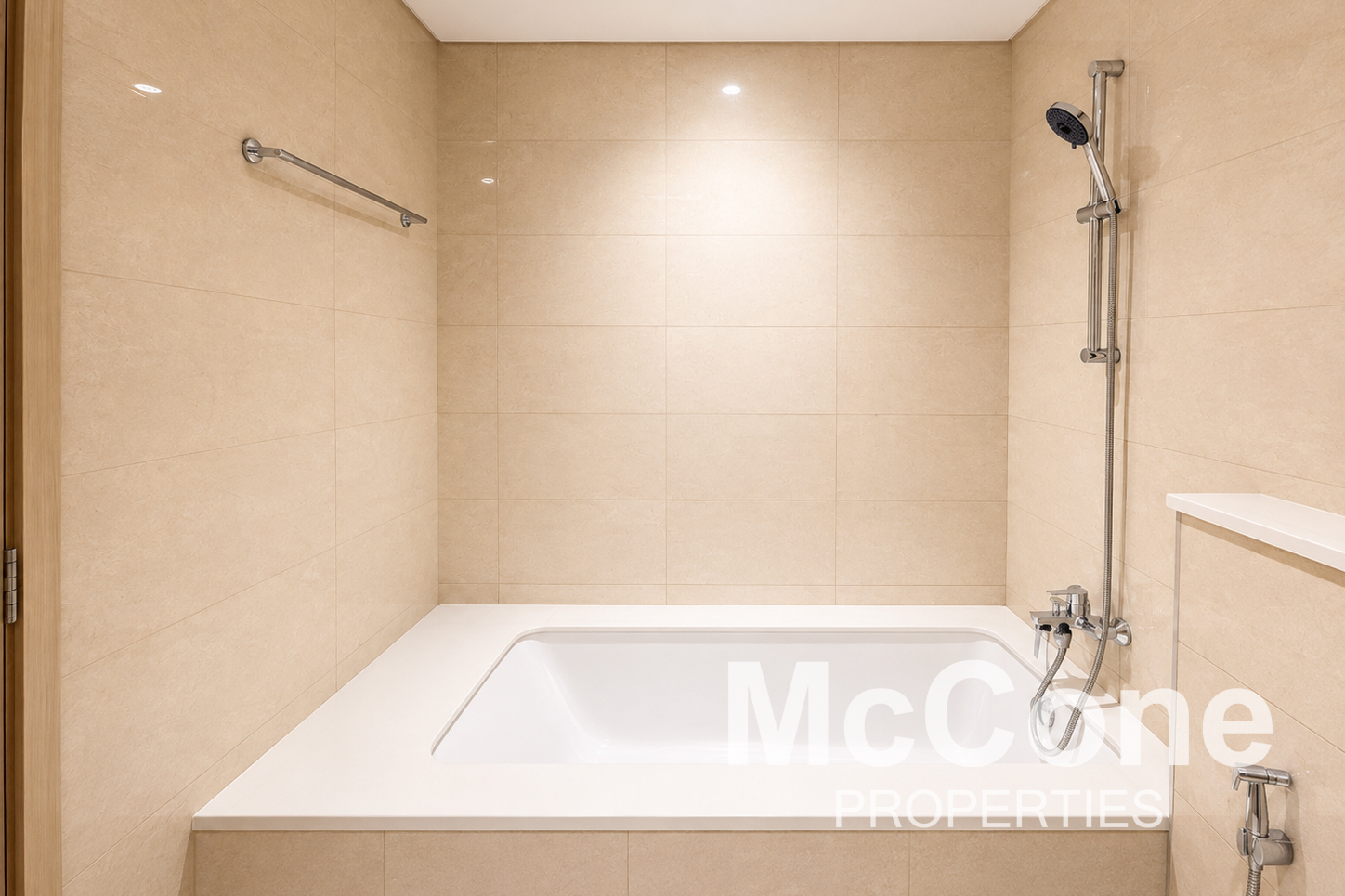 2 Bedroom Apartment for Rent in Burj Royale, Downtown Dubai — photograph 17 of 18