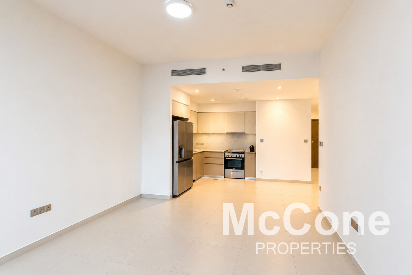 2 Bedroom Apartment for Rent in Burj Royale, Downtown Dubai — photo 3 of 18