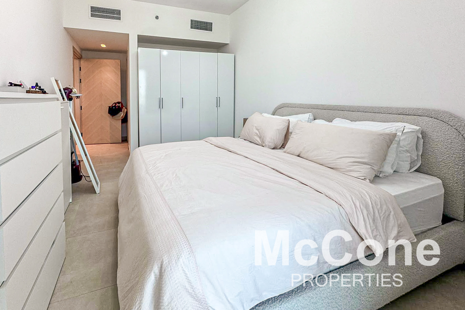 1 Bedroom Apartment for Rent in Binghatti Jasmine, Jumeirah Village Circle — photo 6 of 10