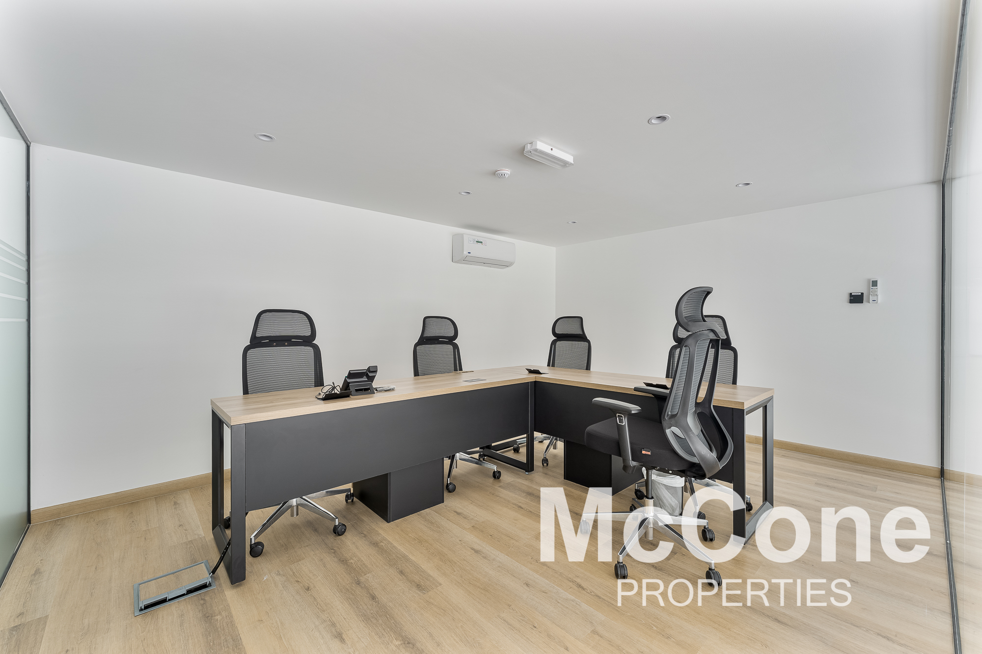 Warehouse for Rent in Al Quoz Industrial Area 3, Al Quoz — photograph 10 of 23