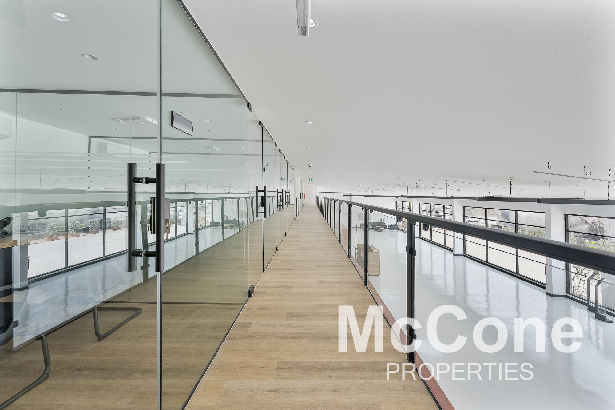 Warehouse for Rent in Al Quoz Industrial Area 3, Al Quoz — photograph 17 of 23