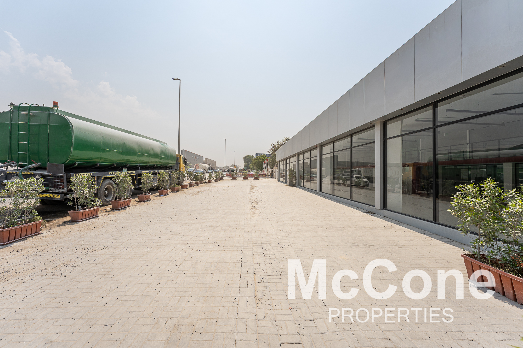 Warehouse for Rent in Al Quoz Industrial Area 3, Al Quoz — photograph 21 of 23
