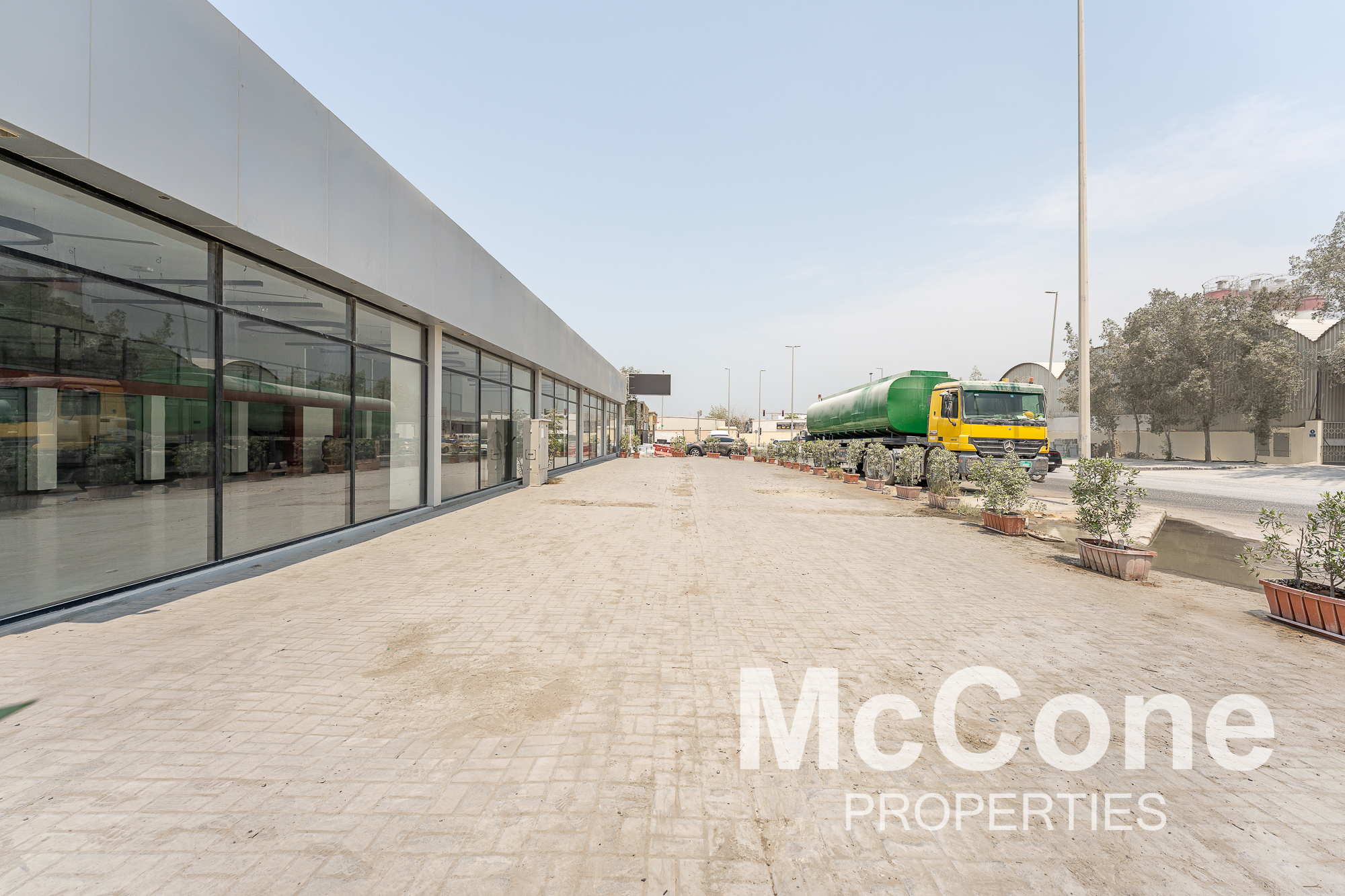 Warehouse for Rent in Al Quoz Industrial Area 3, Al Quoz — photograph 22 of 23