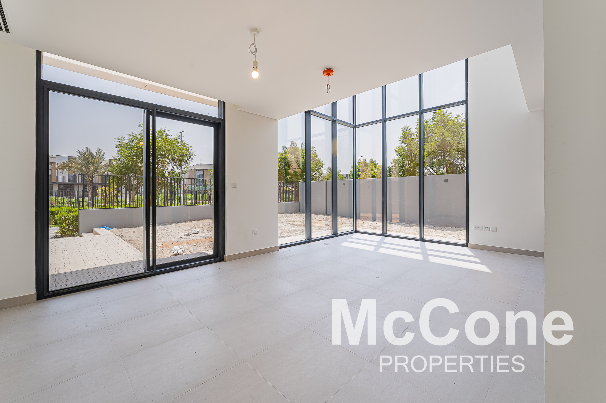 4 Bedroom Townhouse for Rent in Mudon Al Ranim 6, Mudon — photo 2 of 30