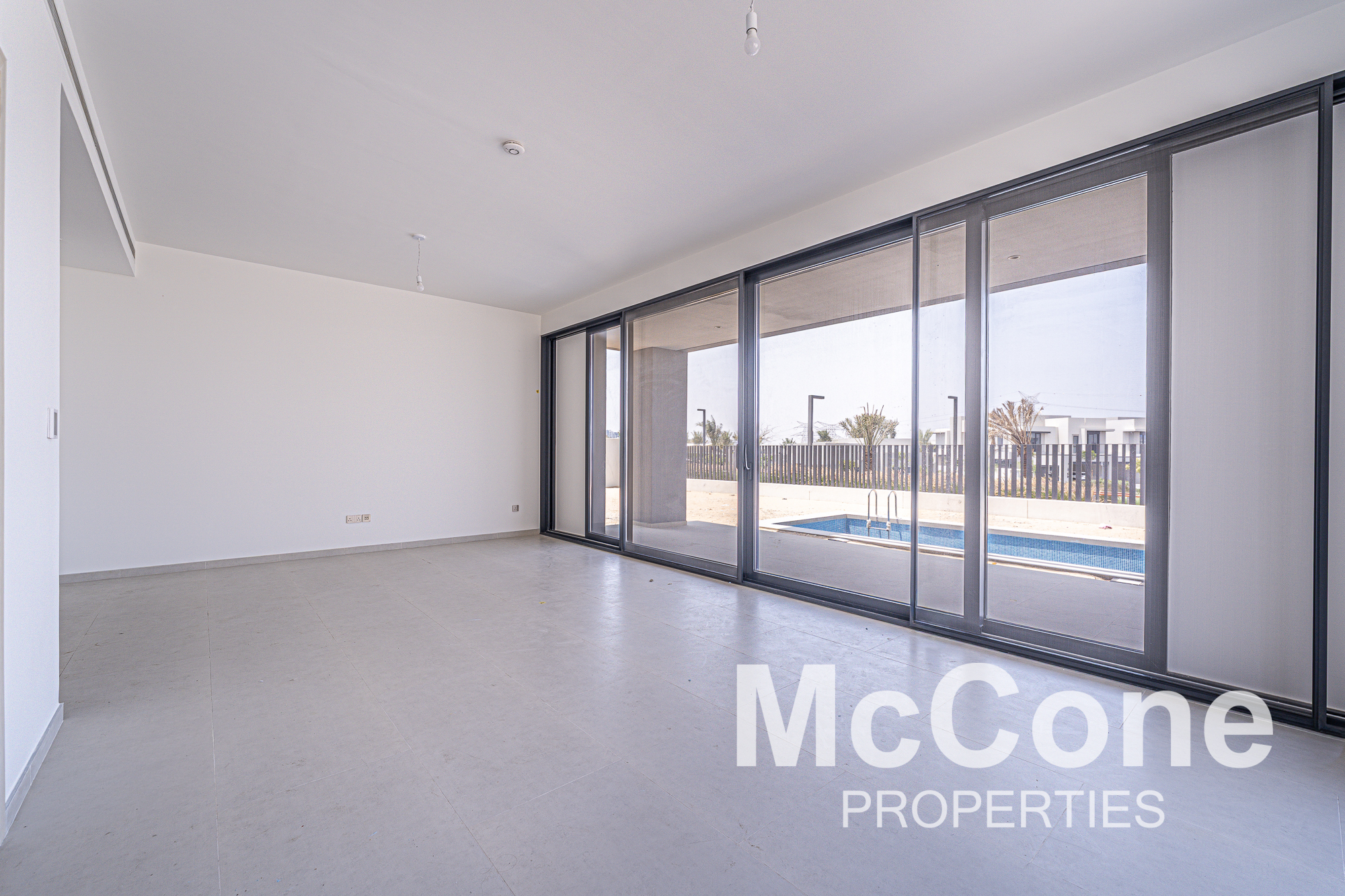 5 Bedroom Villa for Rent in Jebel Ali Village Villas, Jebel Ali — photo 3 of 29