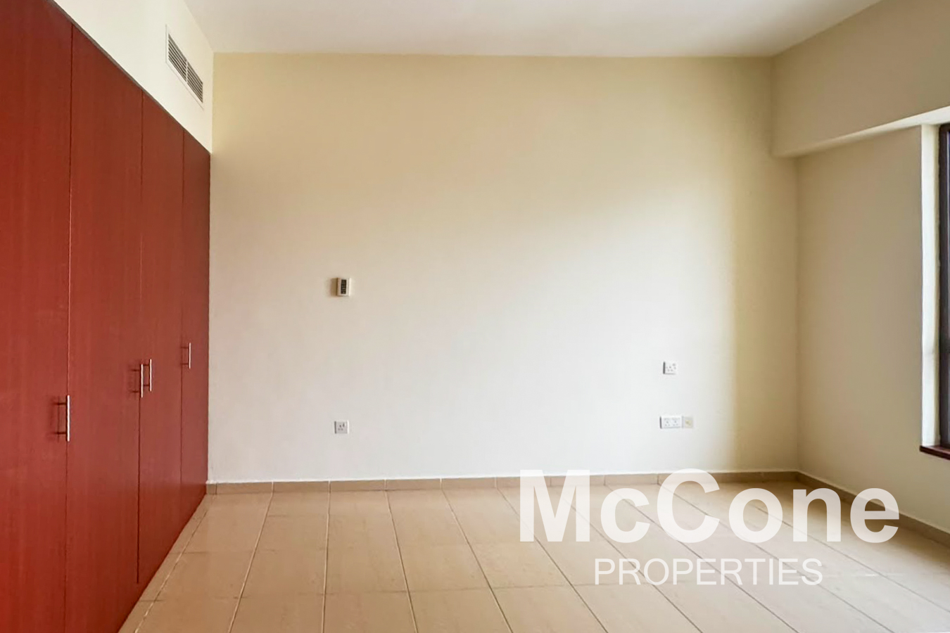 4 Bedroom Apartment for Rent in Sadaf 8, Jumeirah Beach Residence — photo 8 of 19