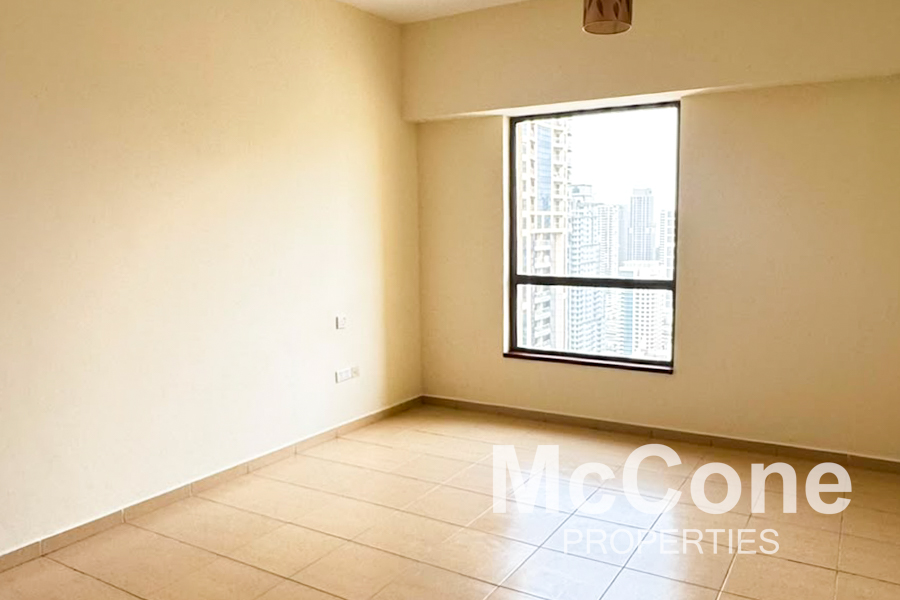 4 Bedroom Apartment for Rent in Sadaf 8, Jumeirah Beach Residence — photograph 11 of 19