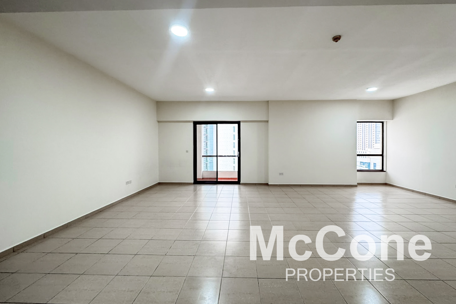 4 Bedroom Apartment for Rent in Sadaf 8, Jumeirah Beach Residence — photo 3 of 19