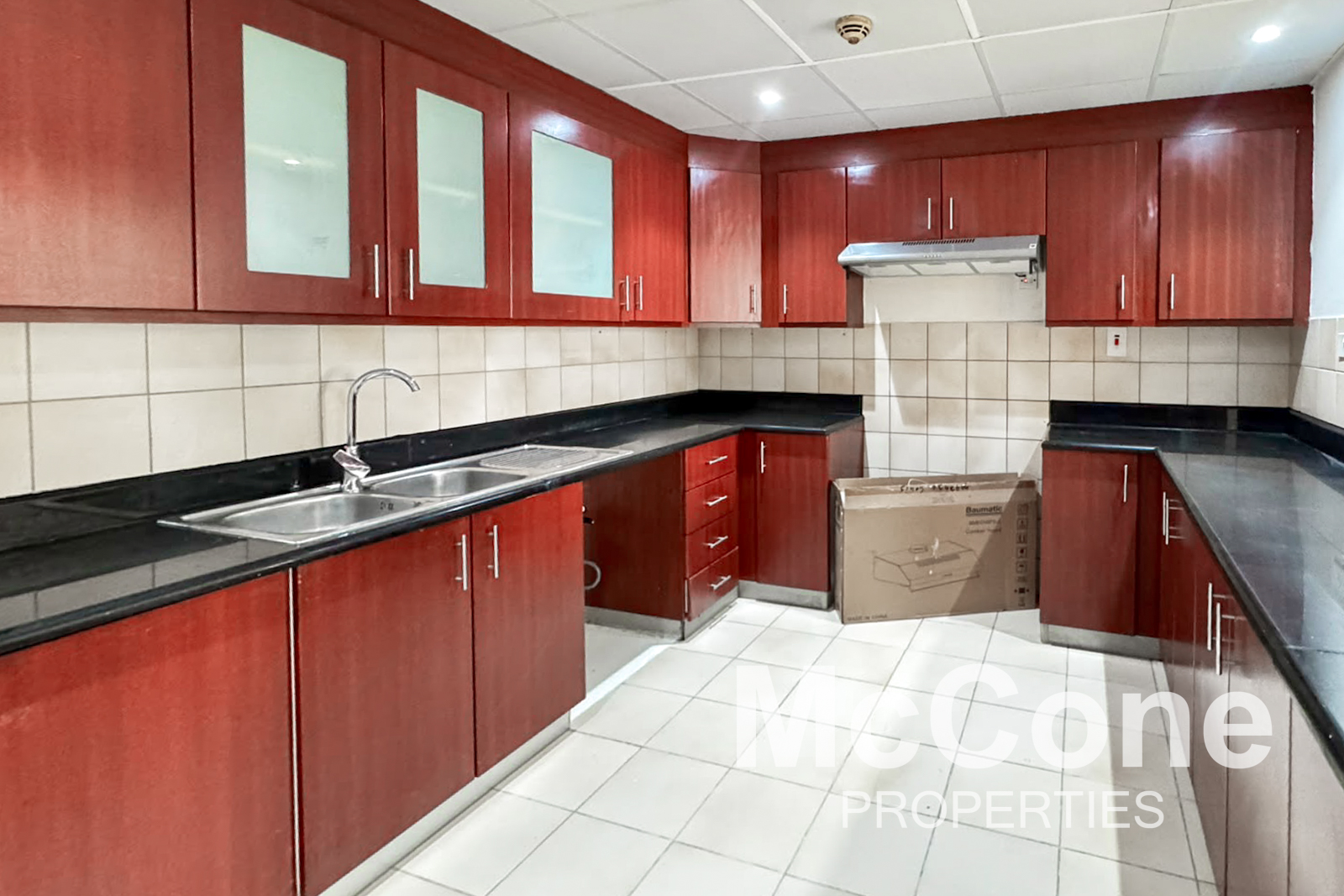 4 Bedroom Apartment for Rent in Sadaf 8, Jumeirah Beach Residence — photo 6 of 19