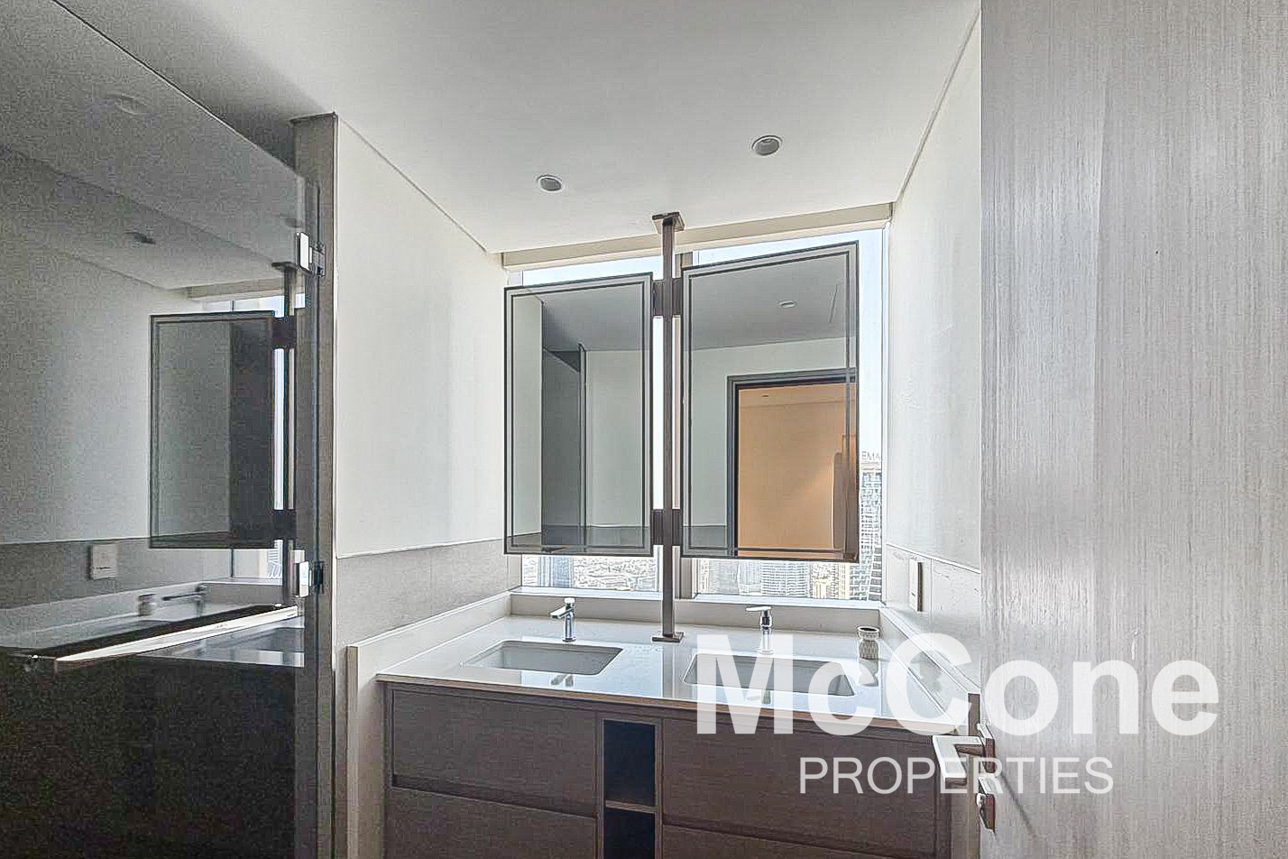 3 Bedroom Apartment for Rent in Grande, Downtown Dubai — photograph 15 of 29