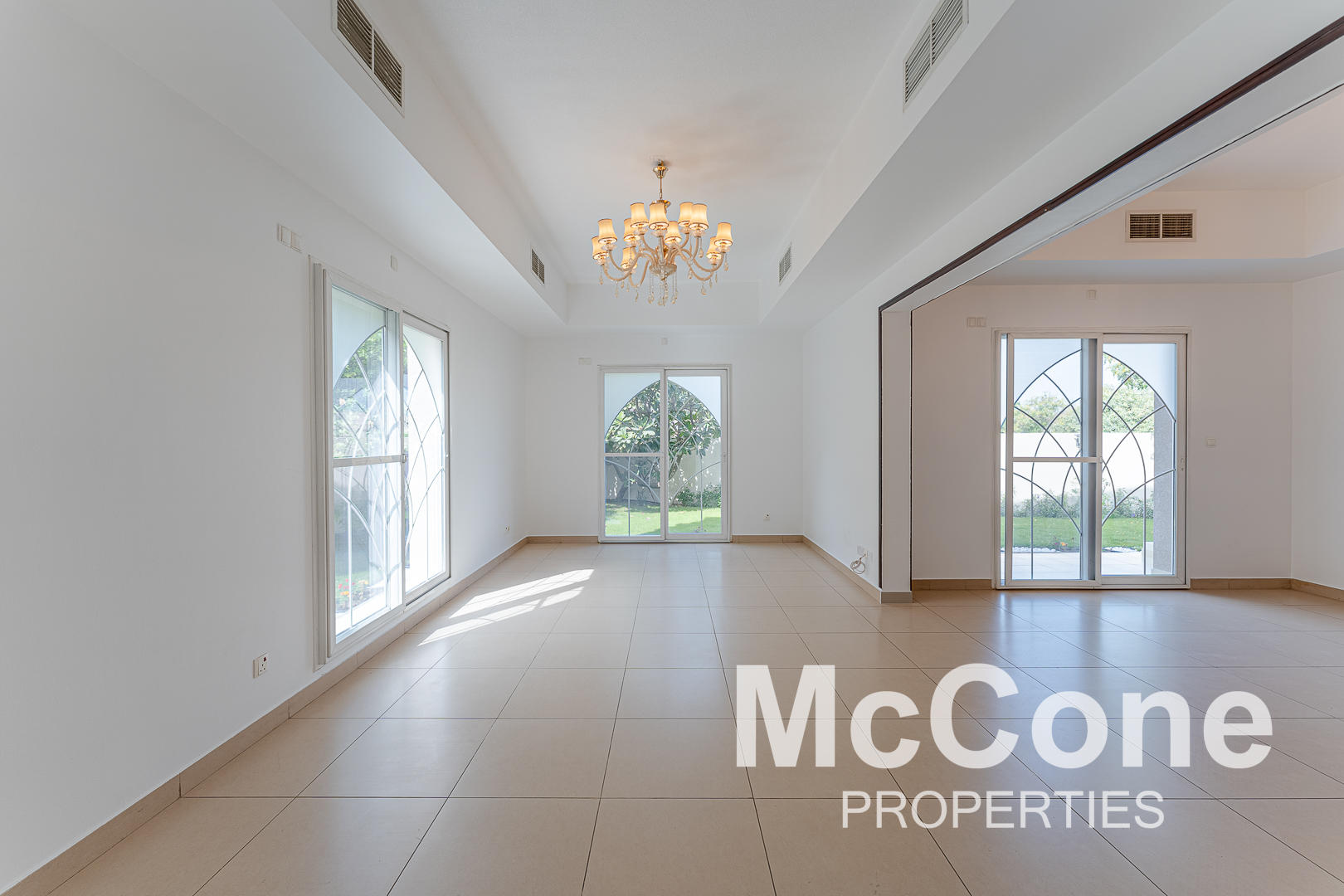 5 Bedroom Villa for Rent in Cluster A, Dubai Silicon Oasis — photo 3 of 26