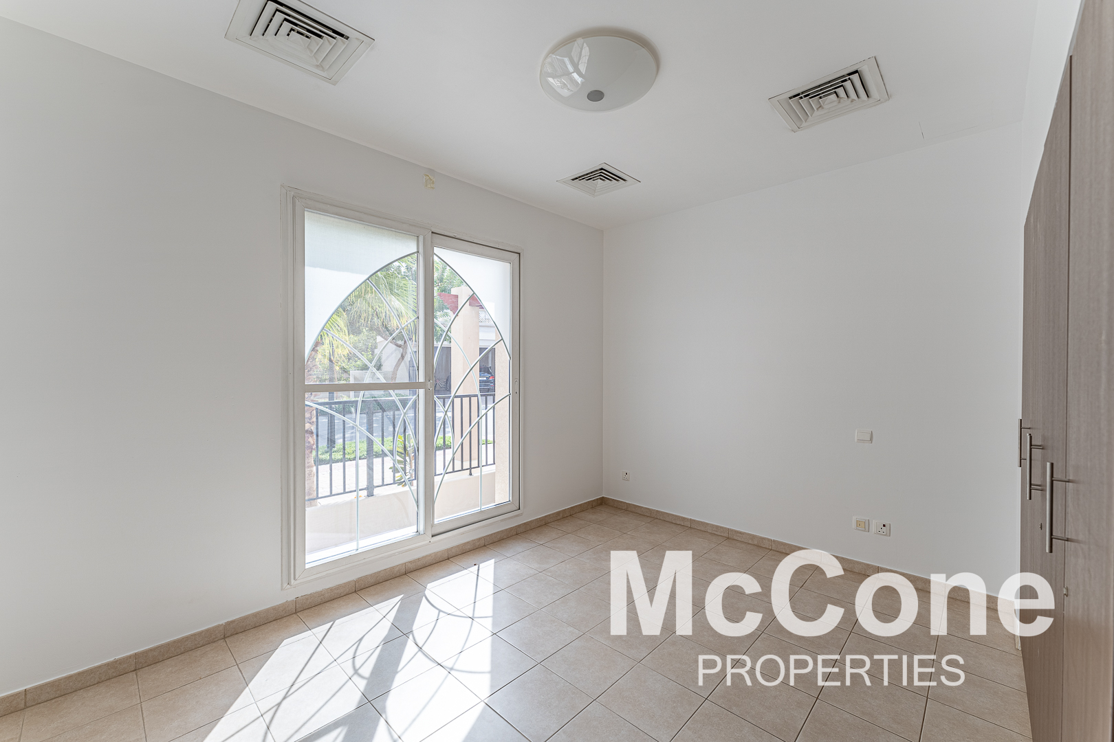 5 Bedroom Villa for Rent in Cluster A, Dubai Silicon Oasis — photograph 10 of 26