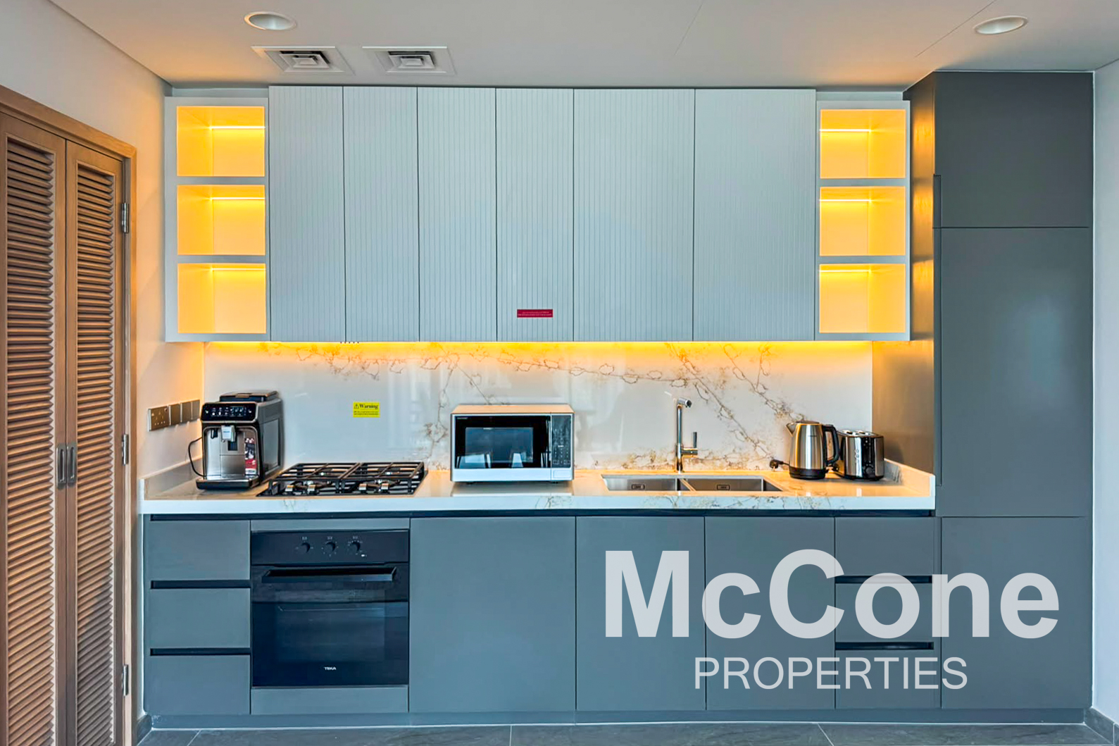1 Bedroom Apartment for Rent in Peninsula Four, Business Bay — photo 3 of 13