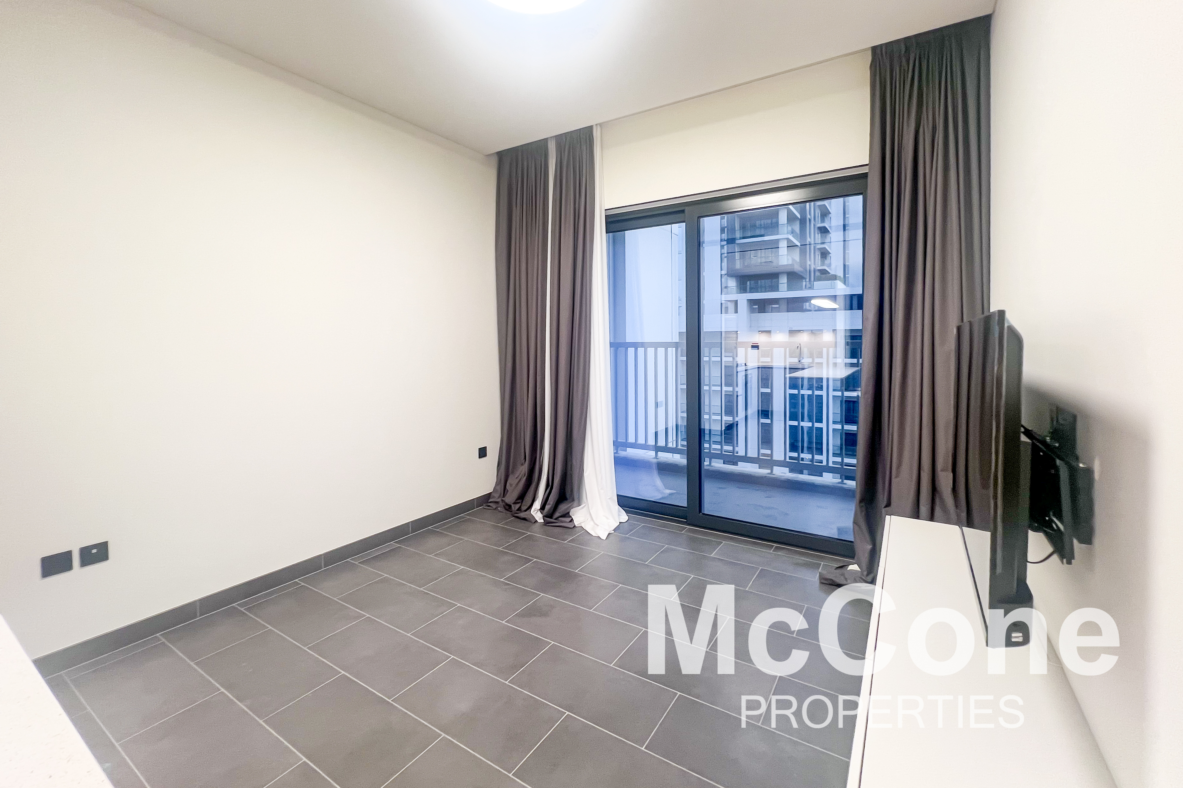 1 Bedroom Apartment for Rent in The Crest Tower C, Mohammed Bin Rashid City — photo 3 of 13