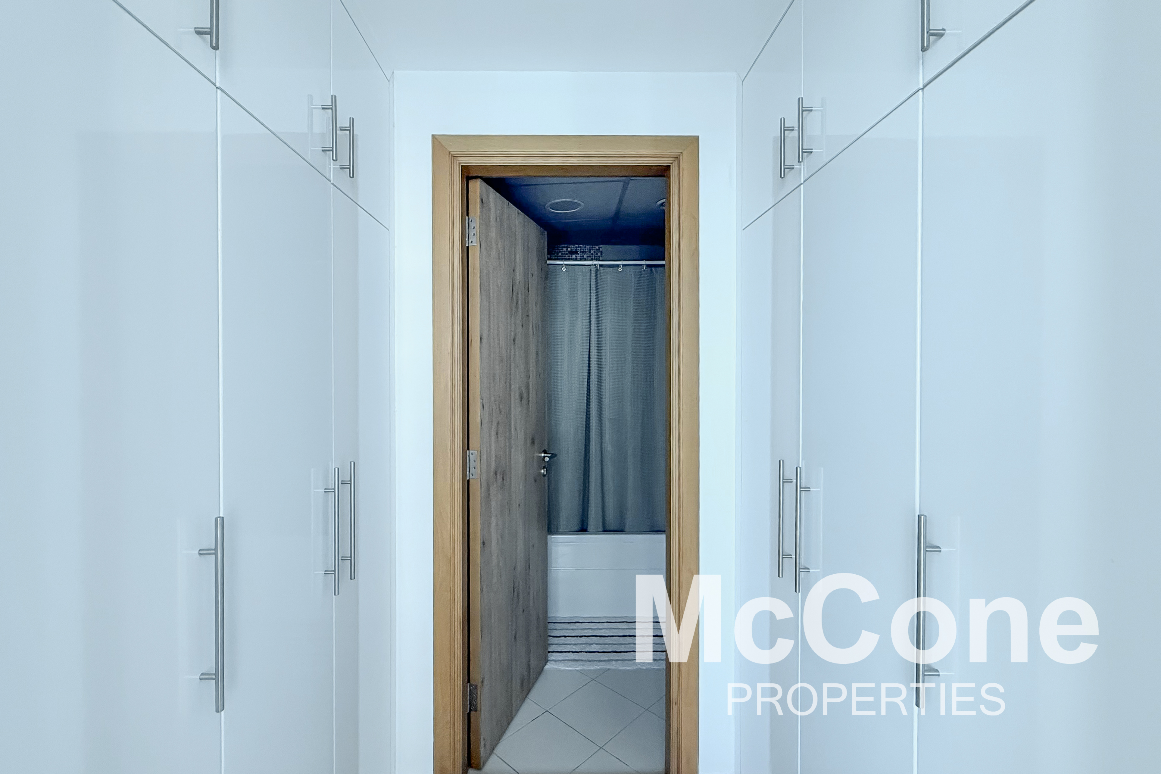 1 Bedroom Apartment for Rent in Continental Tower, Dubai Marina — photograph 13 of 19