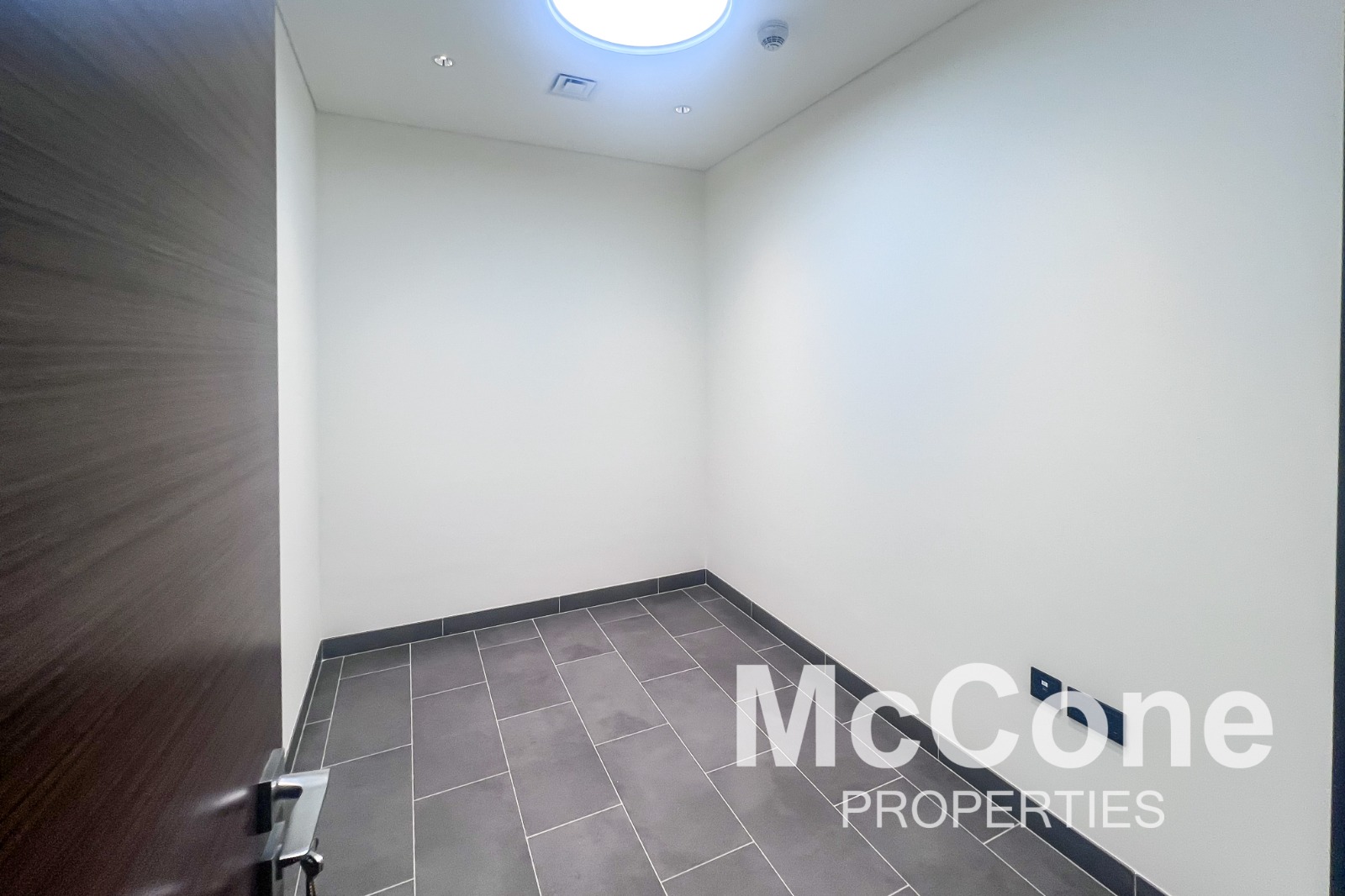 1 Bedroom Apartment for Rent in The Crest Tower B, Mohammed Bin Rashid City — photograph 10 of 16