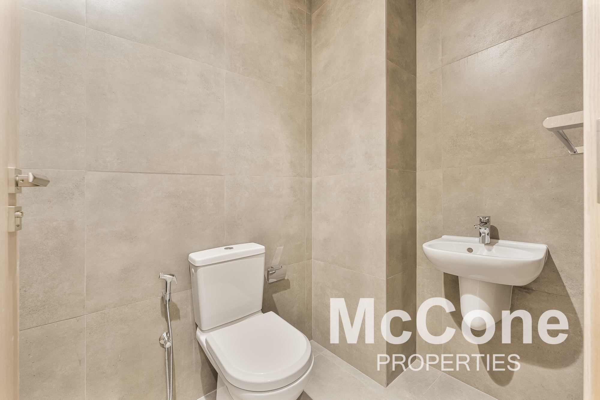 3 Bedroom Apartment for Rent in Peninsula Four, Business Bay — photograph 12 of 30