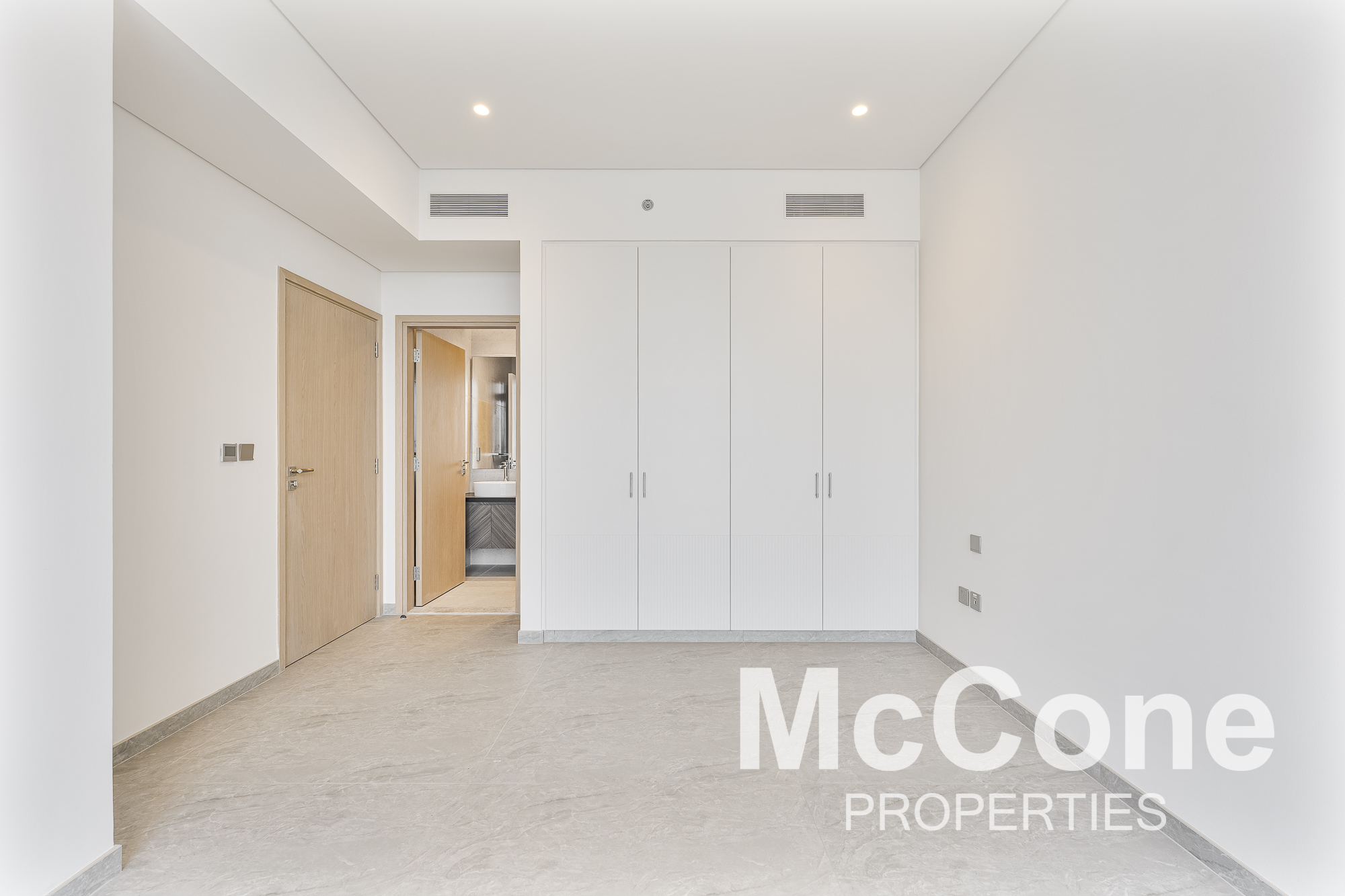 3 Bedroom Apartment for Rent in Peninsula Four, Business Bay — photograph 10 of 30