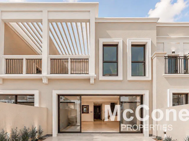 4 Bedroom Villa for Rent in Malta, Damac Lagoons