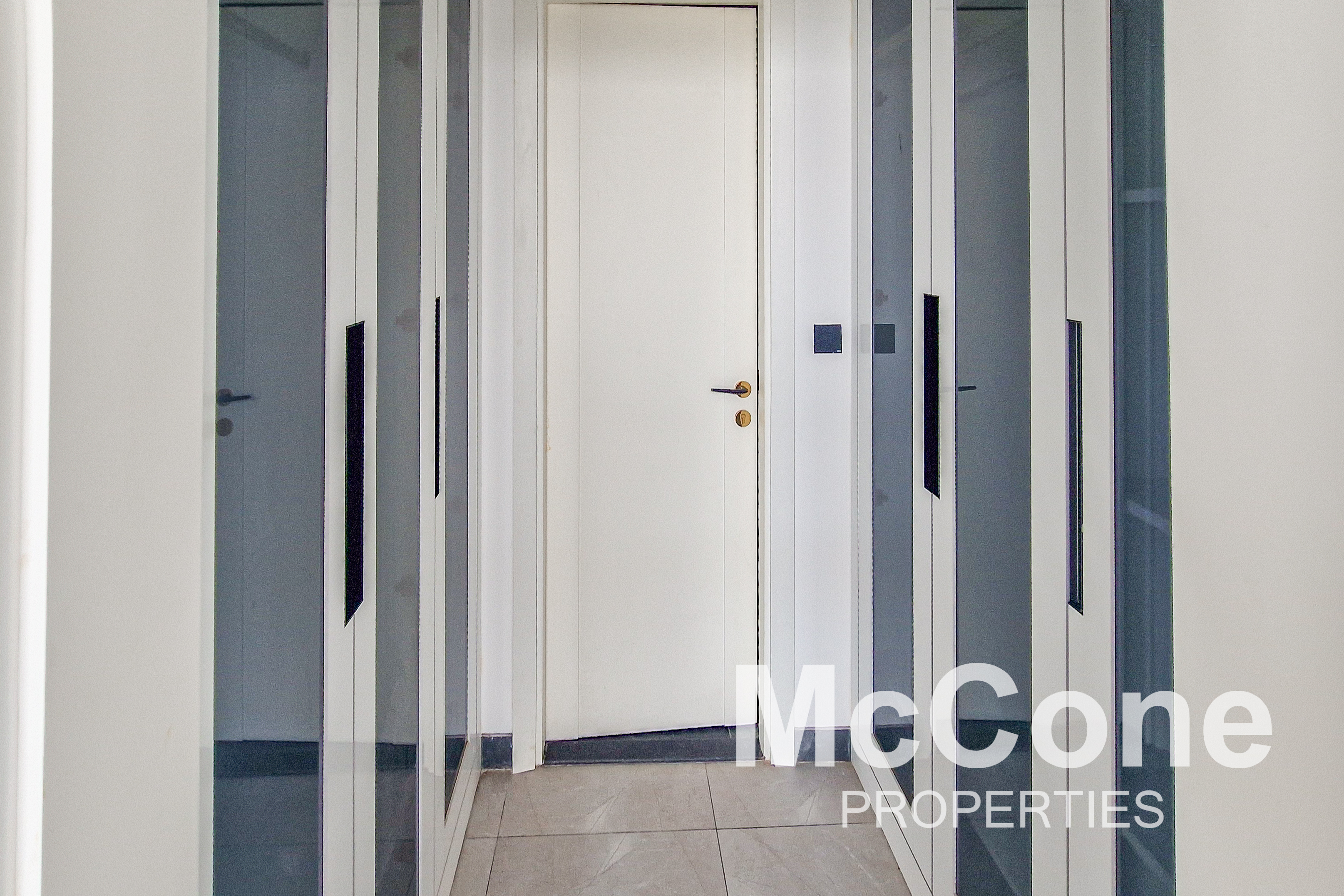1 Bedroom Apartment for Rent in Curve by Sentro, Arjan — photo 8 of 22