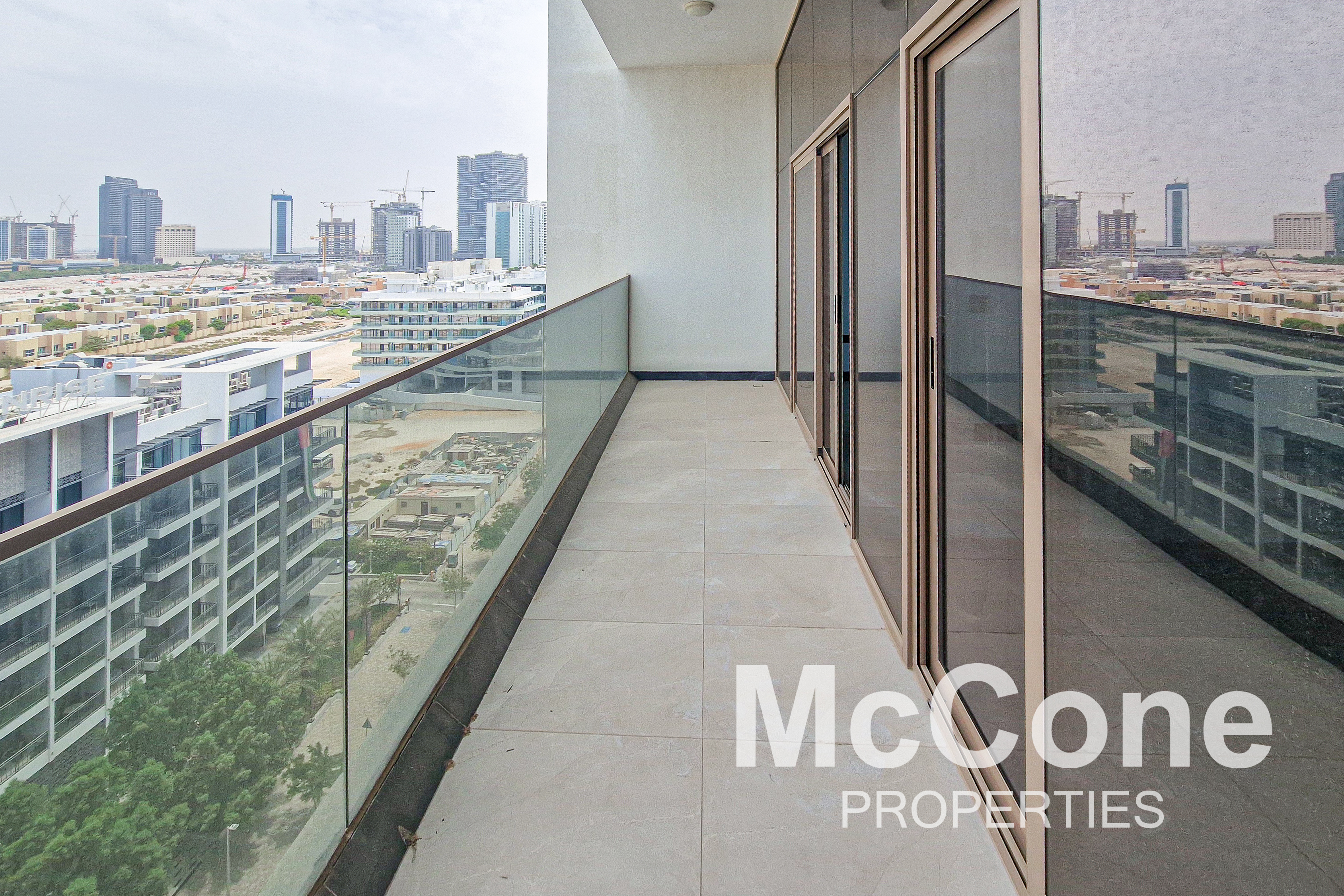 2 Bedroom Apartment for Rent in Curve by Sentro, Arjan — photograph 11 of 28