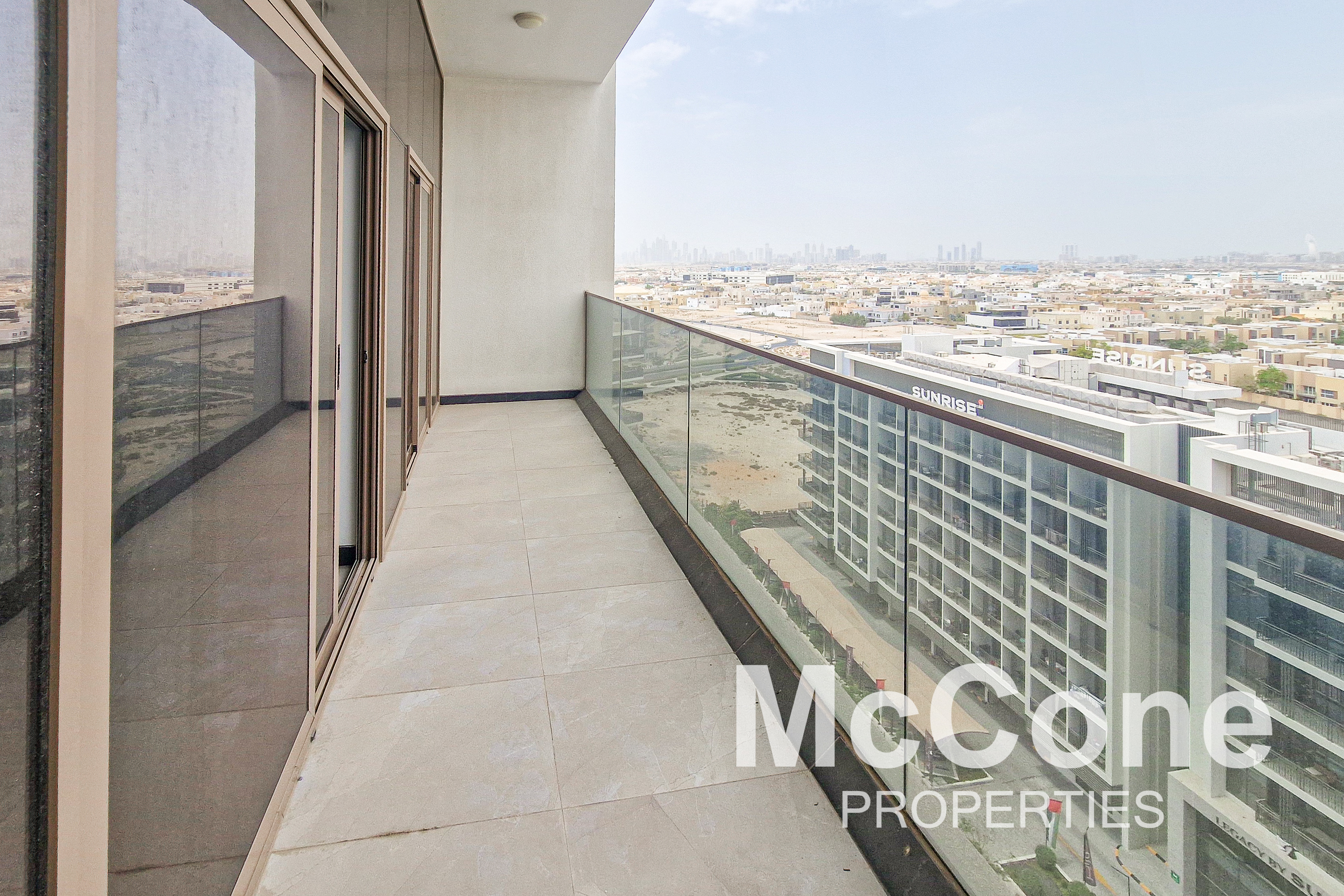 2 Bedroom Apartment for Rent in Curve by Sentro, Arjan — photograph 12 of 28