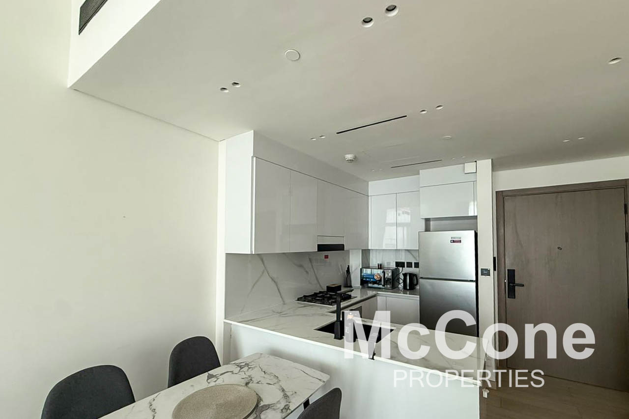 1 Bedroom Apartment for Rent in Binghatti Emerald, Jumeirah Village Circle — photo 3 of 11