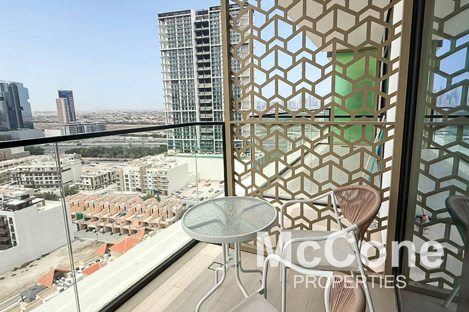 1 Bedroom Apartment for Rent in Binghatti Emerald, Jumeirah Village Circle — photo 9 of 11