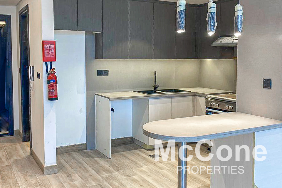 1 Bedroom Apartment for Rent in Chaimaa Avenue 1, Jumeirah Village Circle — photo 2 of 10