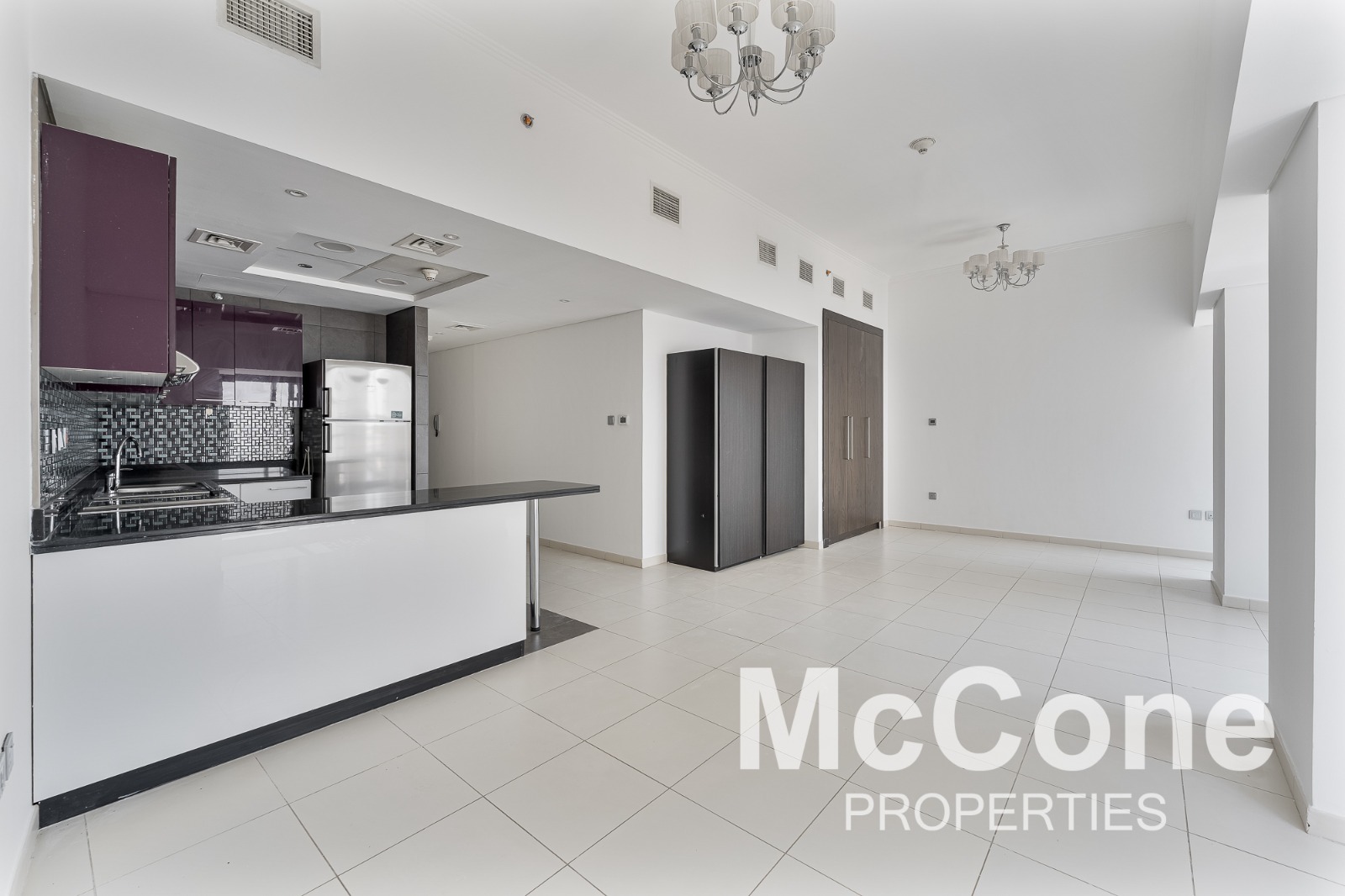 Studio Apartment for Rent in Cayan Tower, Dubai Marina