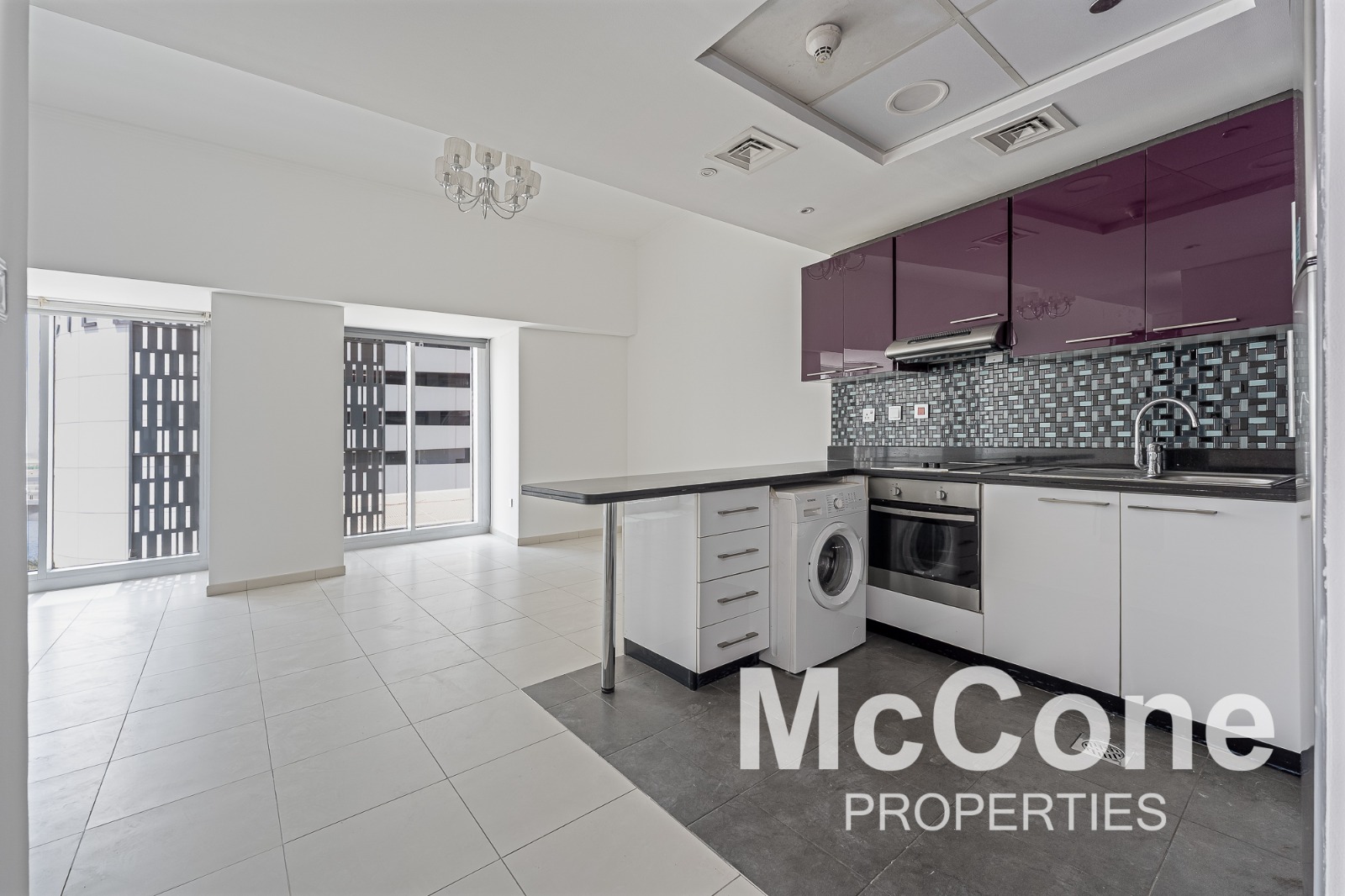 Studio Apartment for Rent in Cayan Tower, Dubai Marina — photo 5 of 10