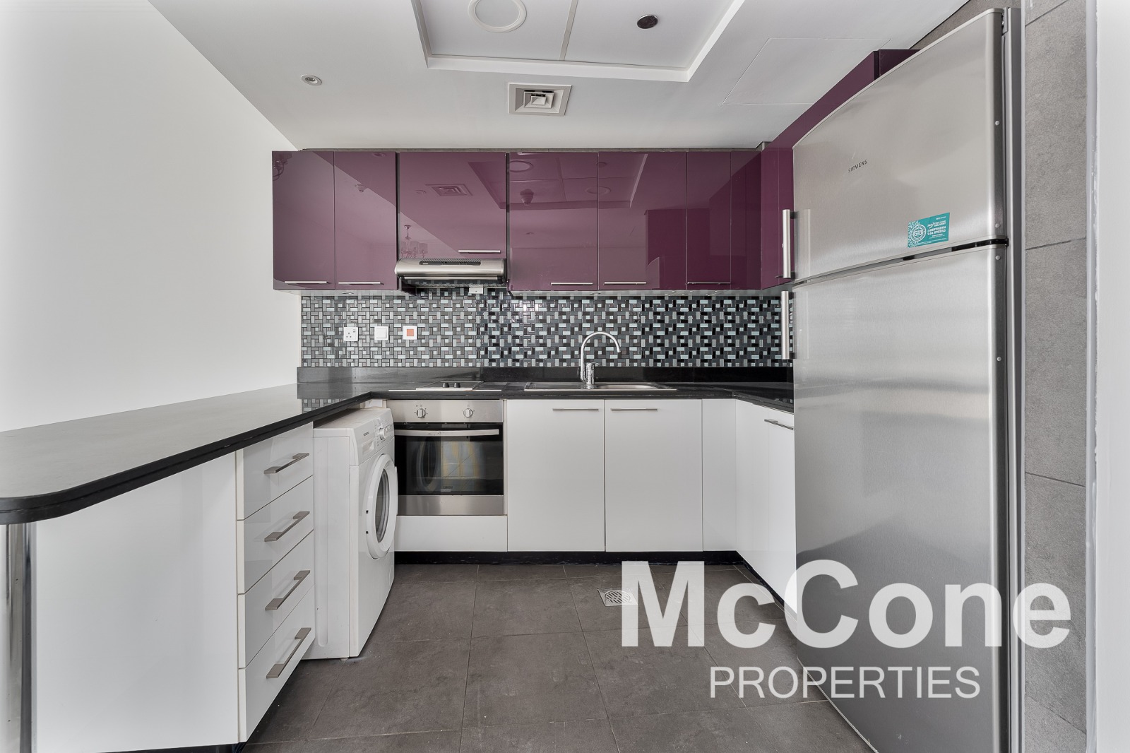 Studio Apartment for Rent in Cayan Tower, Dubai Marina — photo 6 of 10
