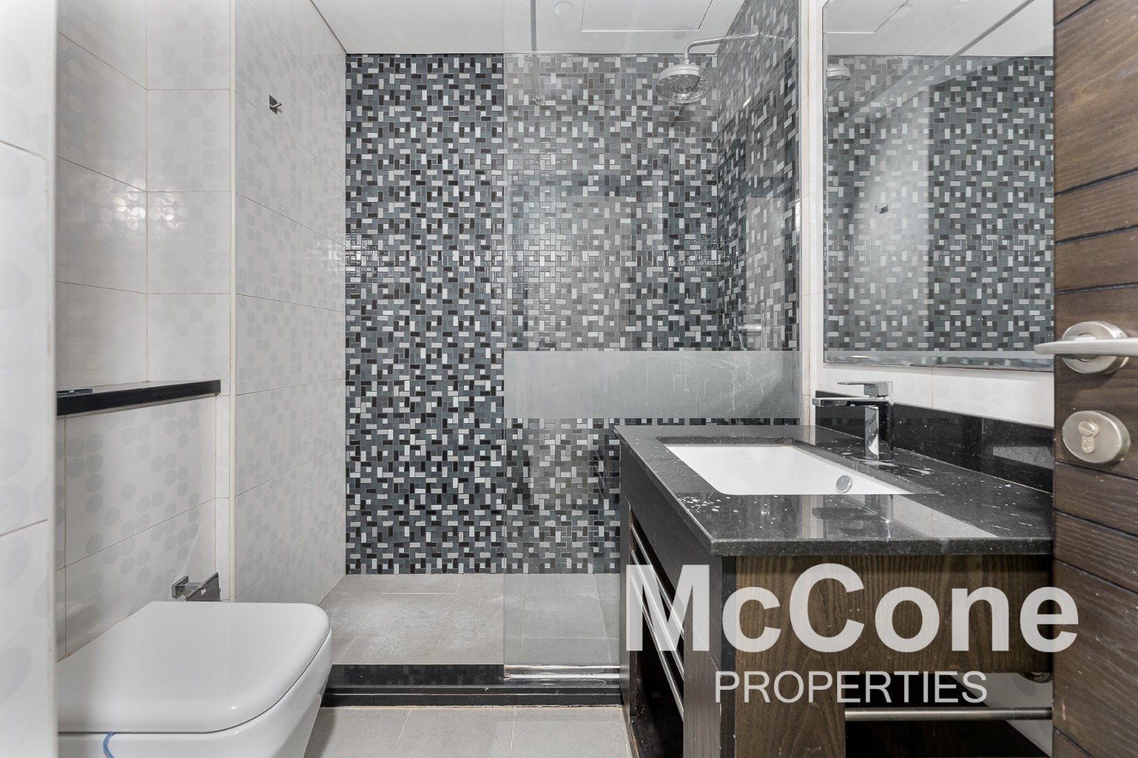 Studio Apartment for Rent in Cayan Tower, Dubai Marina — photo 8 of 10