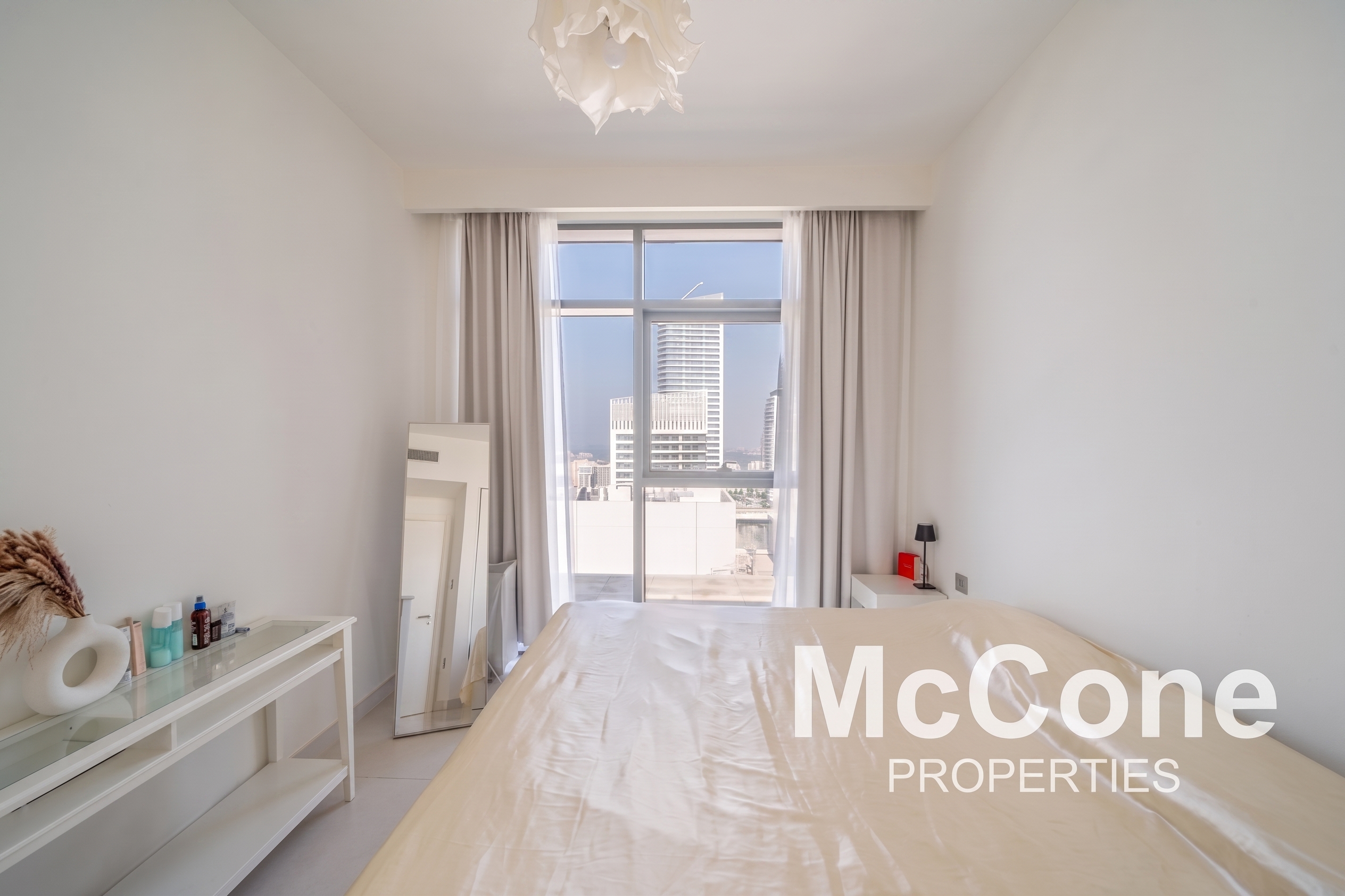 1 Bedroom Apartment for Rent in Beach Vista Tower 2, Dubai Harbour — photo 8 of 12
