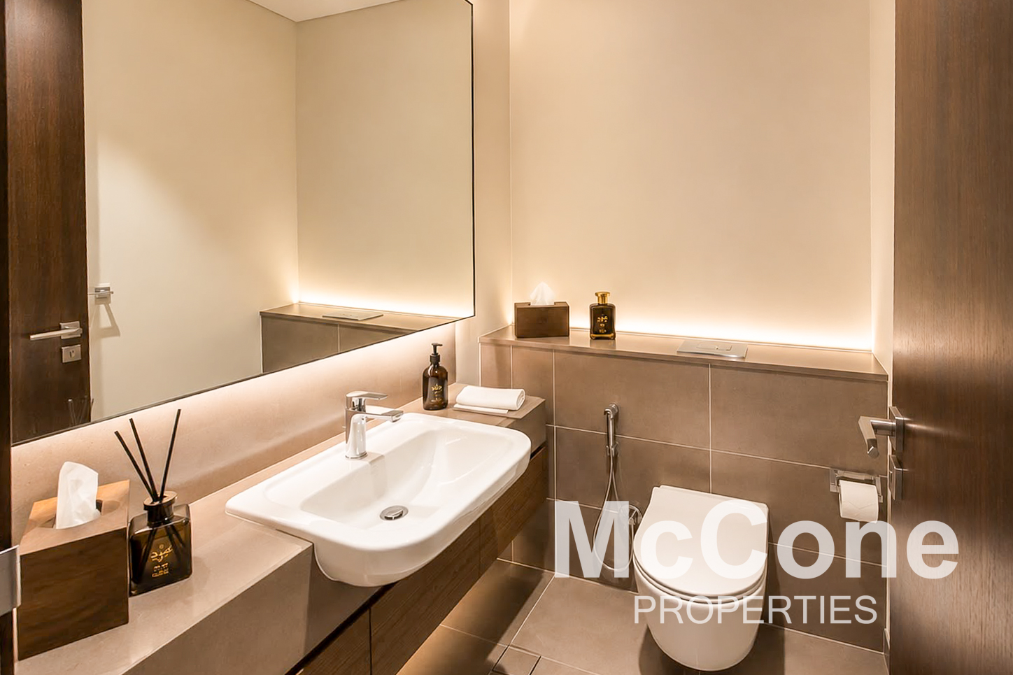 1 Bedroom Apartment for Rent in Jumeirah Living Marina Gate, Dubai Marina — photo 9 of 12